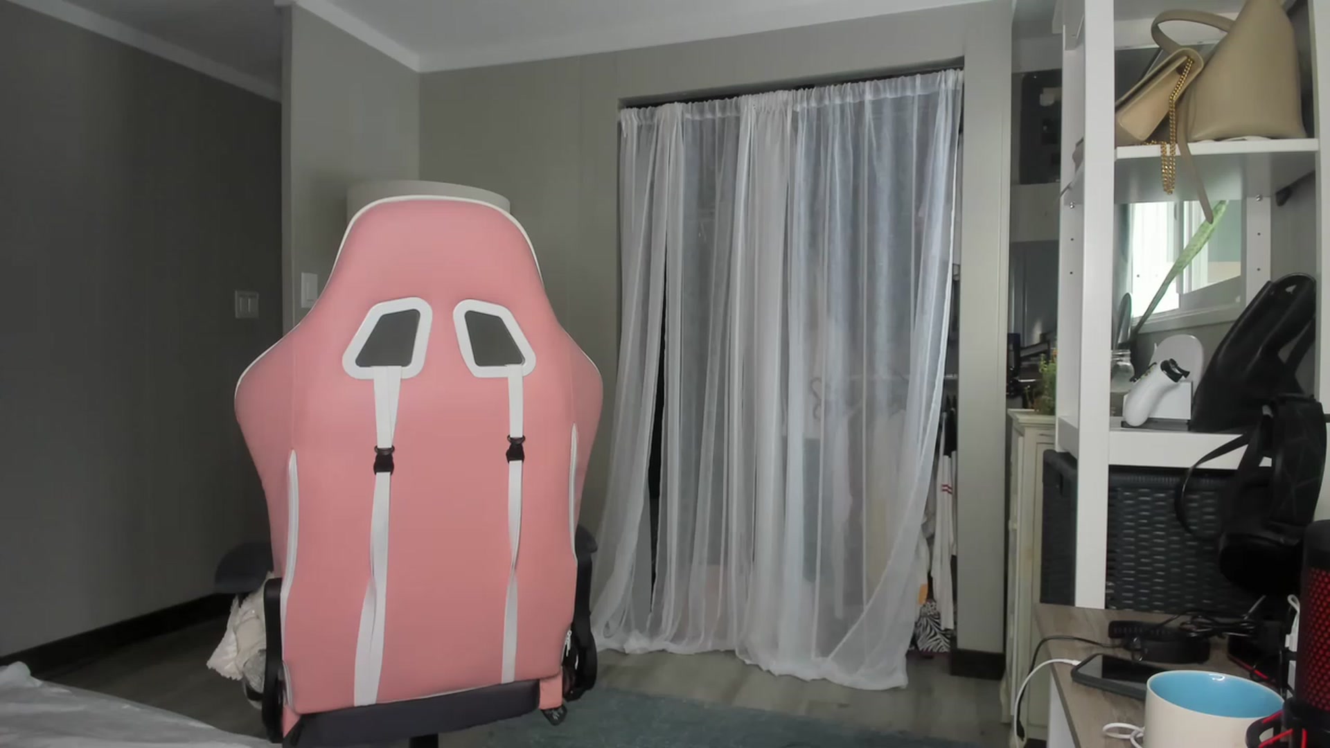 Gallery image thumbnail from Victoria_'s myfreecams stream on, 01/26/2023, 20:31 image 9 of 20