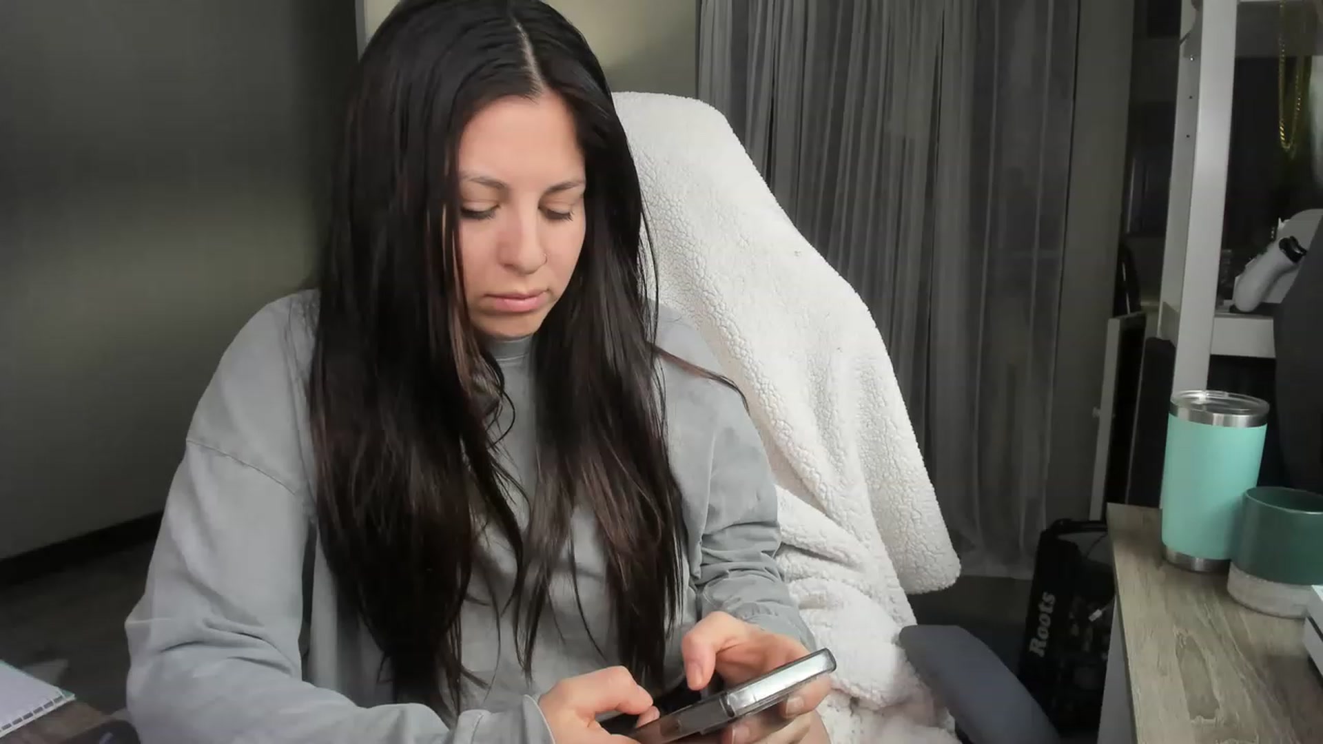 Gallery image thumbnail from Victoria_'s myfreecams stream on, 03/05/2023, 18:22 image 14 of 20