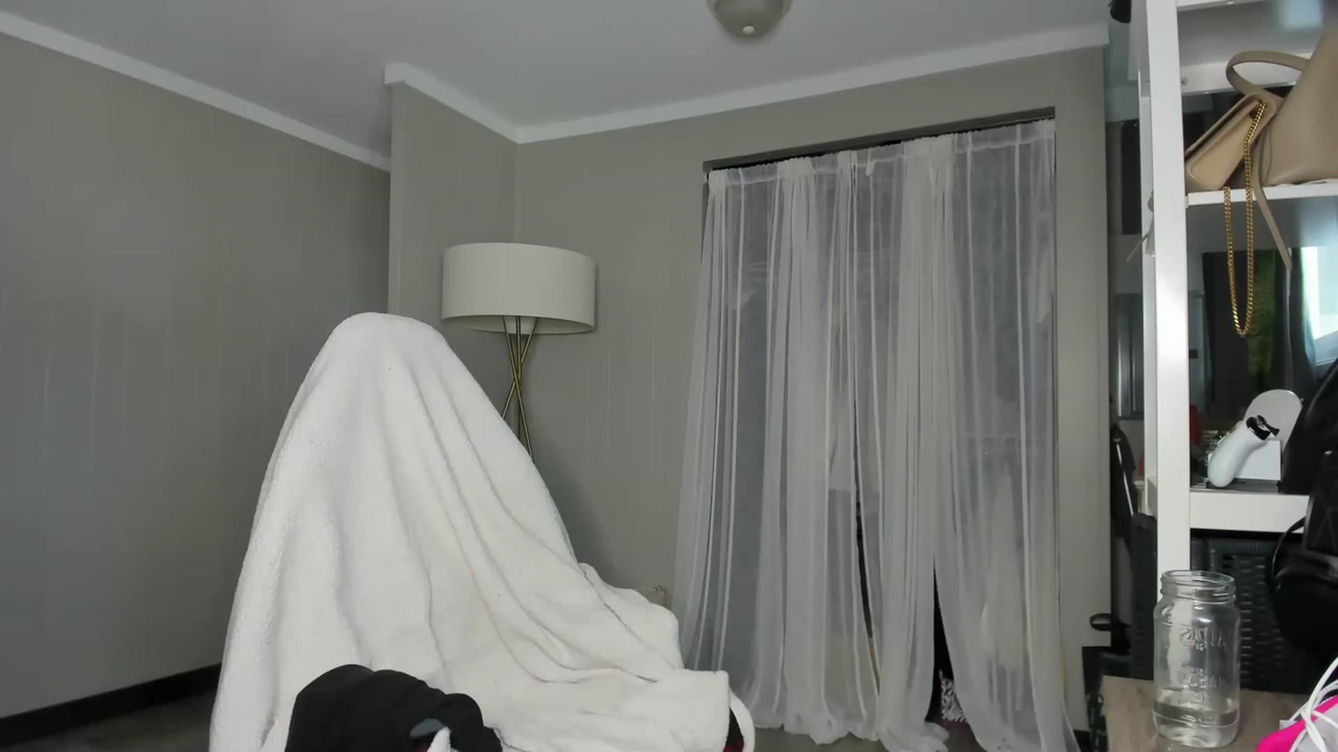 Gallery image thumbnail from Victoria_'s myfreecams stream on, 03/09/2023, 22:51 image 16 of 20