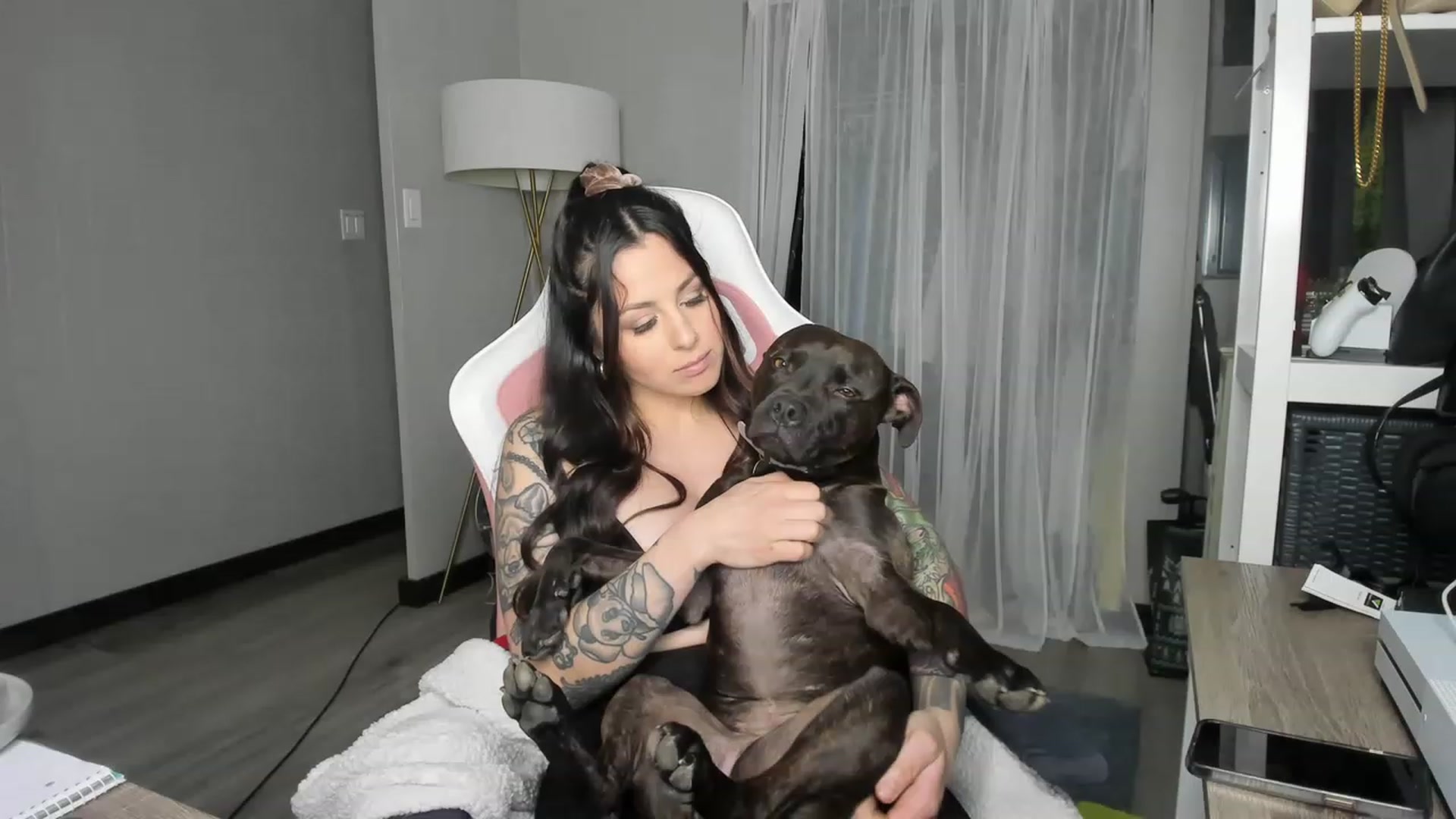 Gallery image thumbnail from Victoria_'s myfreecams stream on, 03/11/2023, 04:05 image 11 of 20