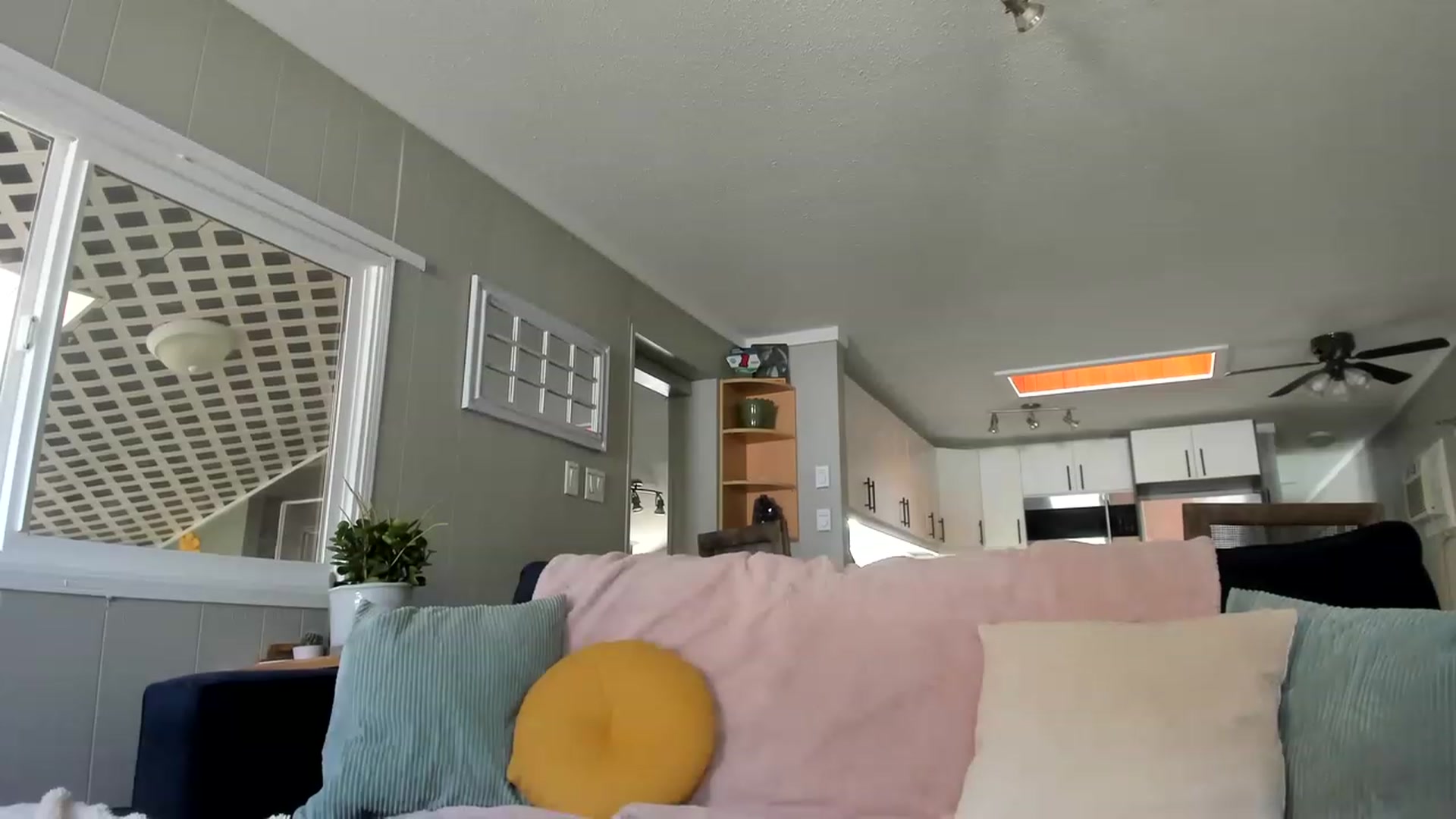 Gallery image thumbnail from Victoria_'s myfreecams stream on, 03/17/2023, 18:44 image 16 of 20