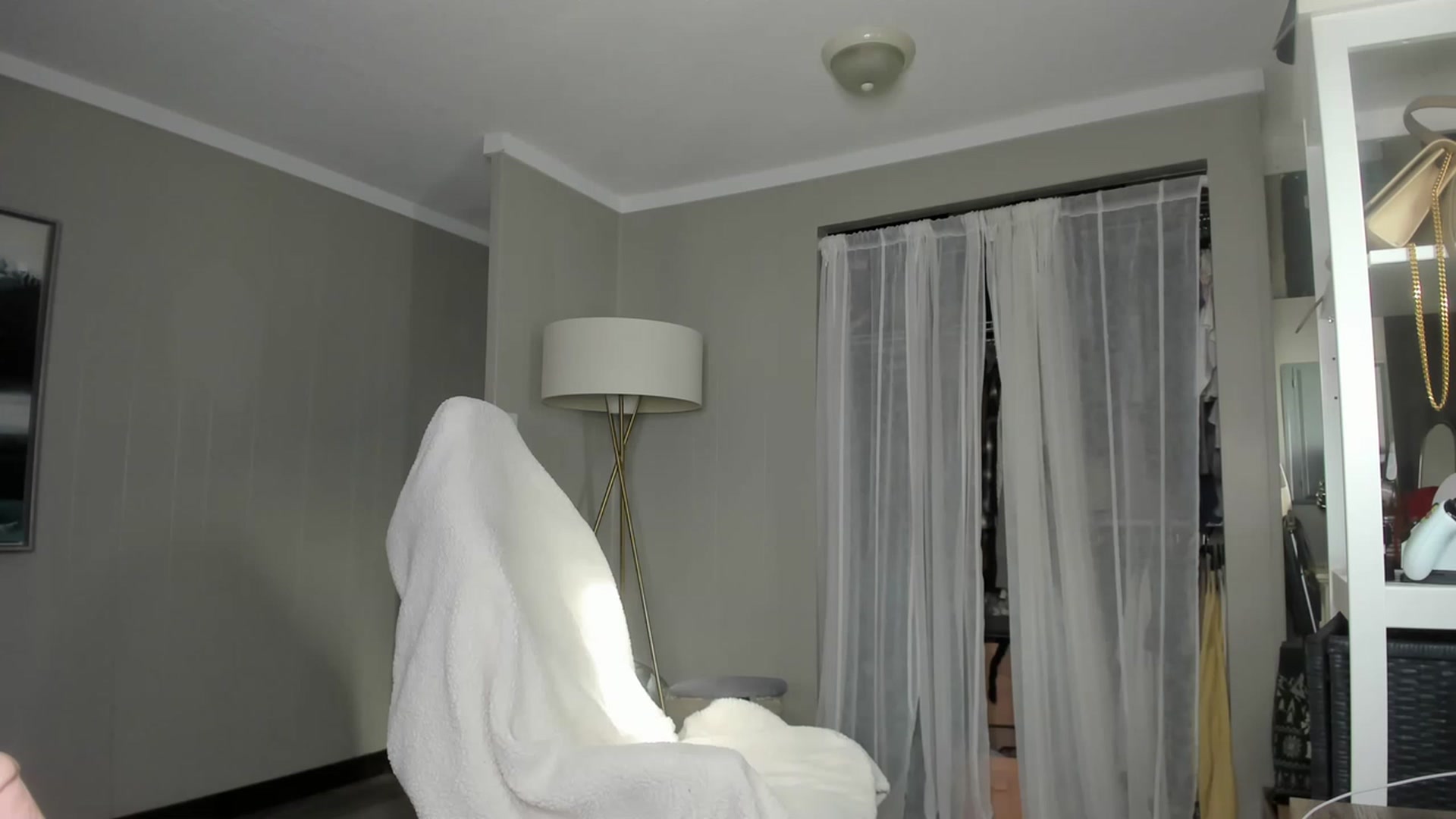 Gallery image thumbnail from Victoria_'s myfreecams stream on, 03/19/2023, 17:06 image 15 of 20