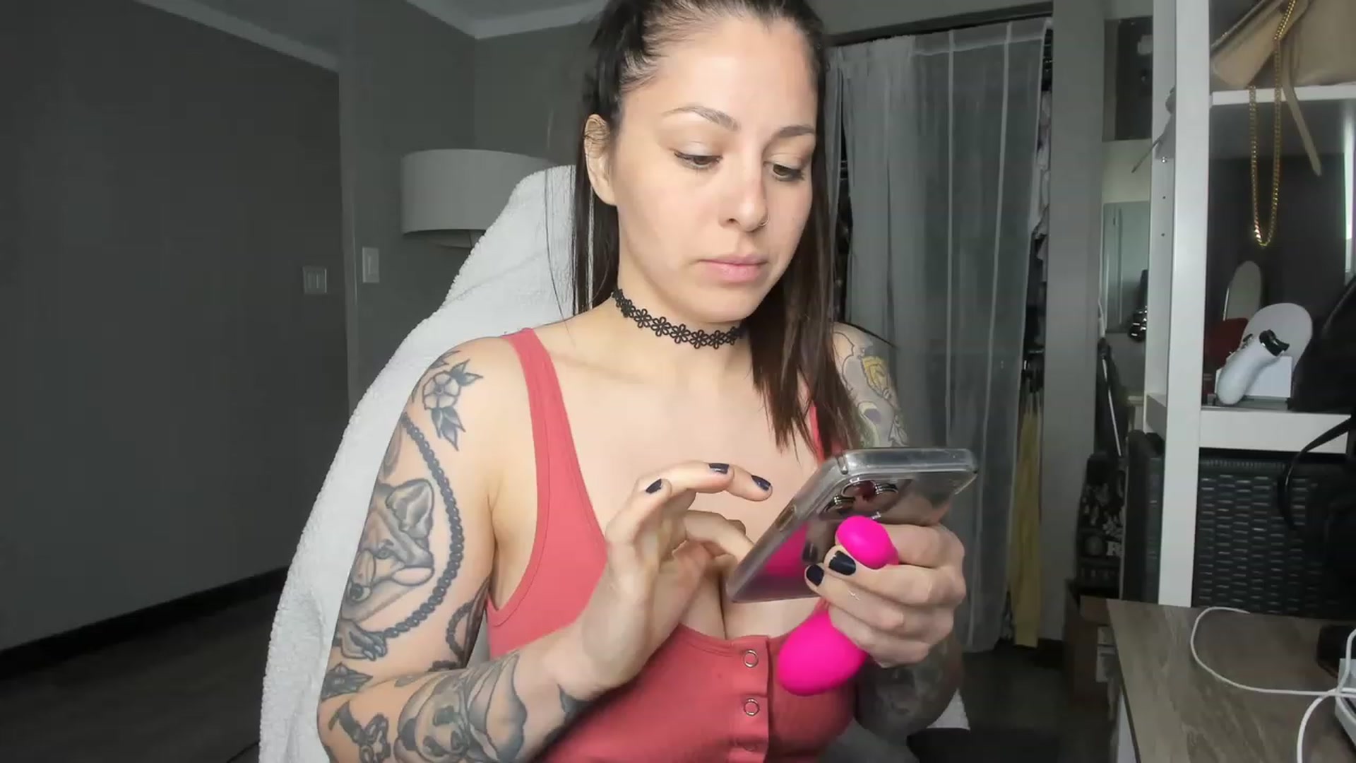 Gallery image thumbnail from Victoria_'s myfreecams stream on, 03/19/2023, 17:57 image 19 of 20