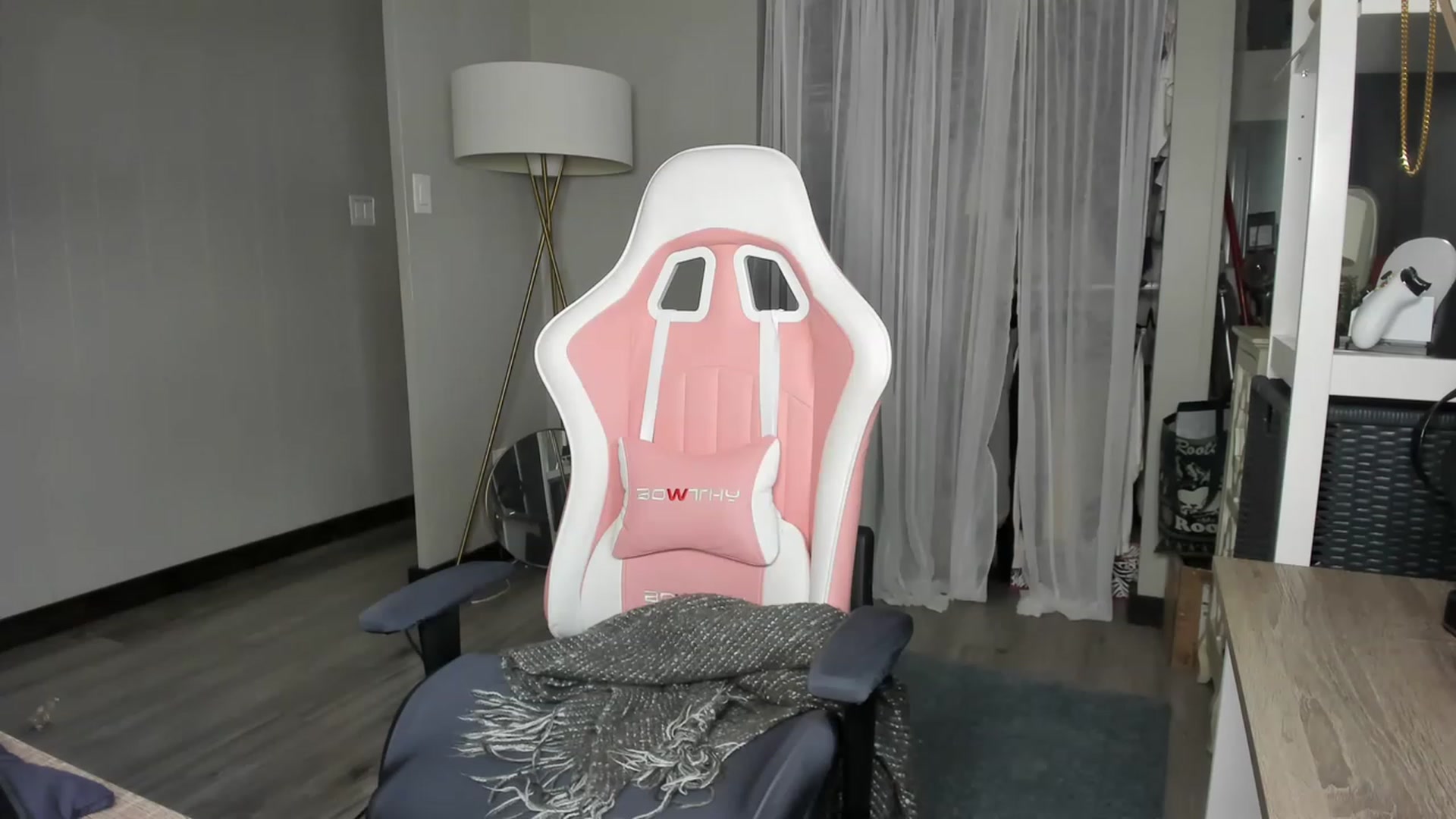 Gallery image thumbnail from Victoria_'s myfreecams stream on, 03/24/2023, 24:44 image 6 of 20