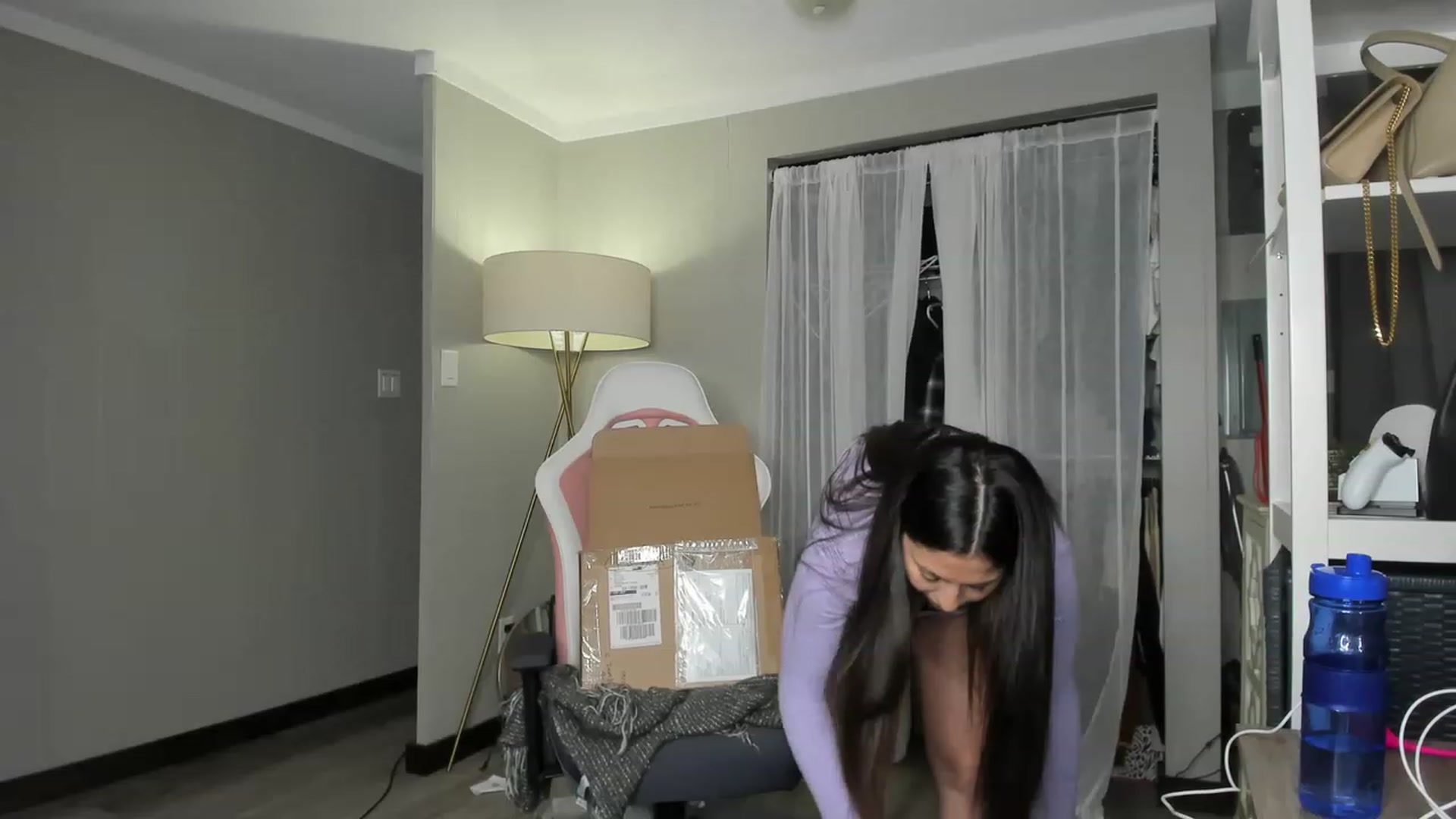 Gallery image thumbnail from Victoria_'s myfreecams stream on, 04/06/2023, 23:52 image 12 of 20