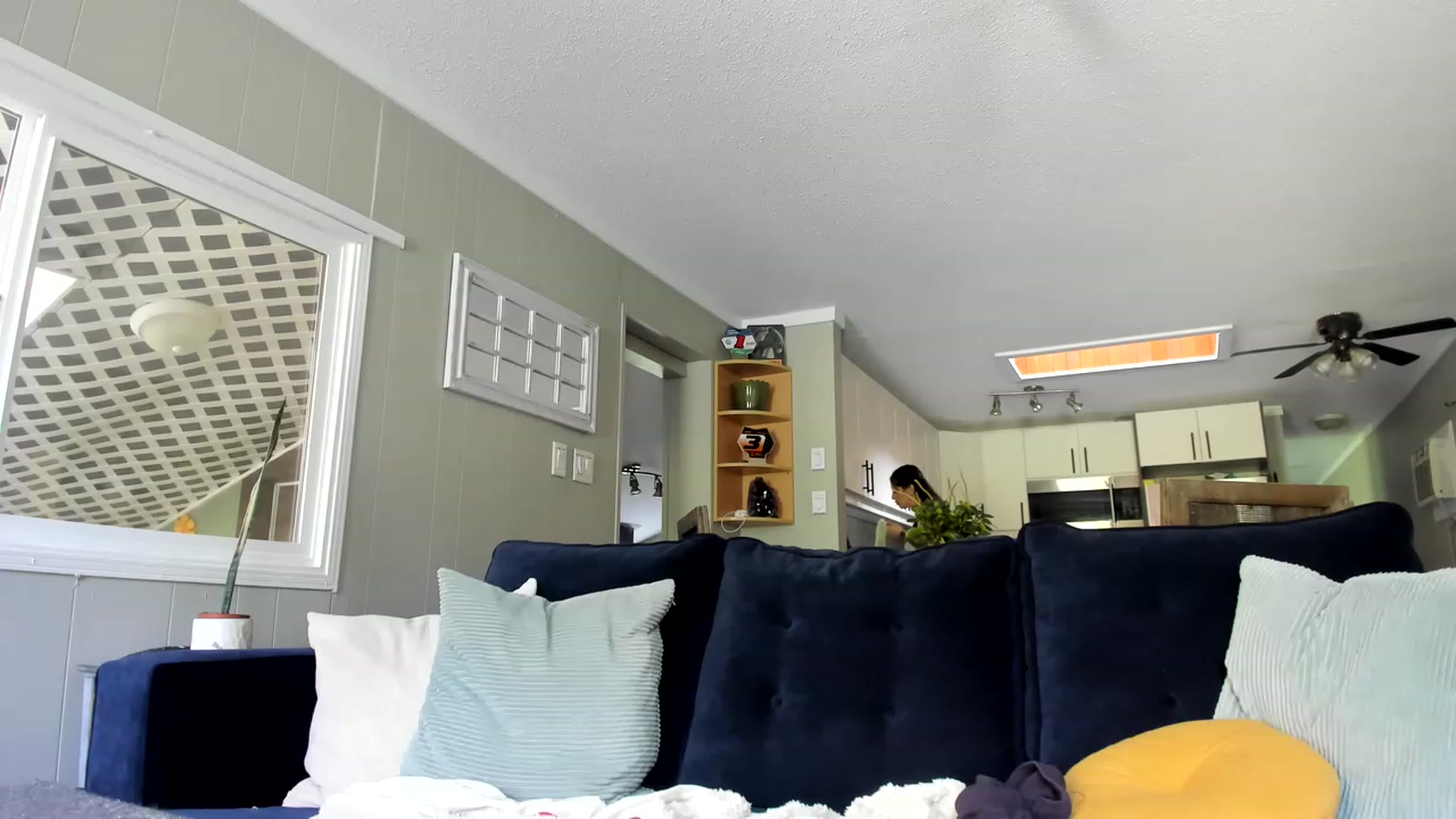 Gallery image thumbnail from Victoria_'s myfreecams stream on, 05/04/2023, 23:38 image 18 of 20