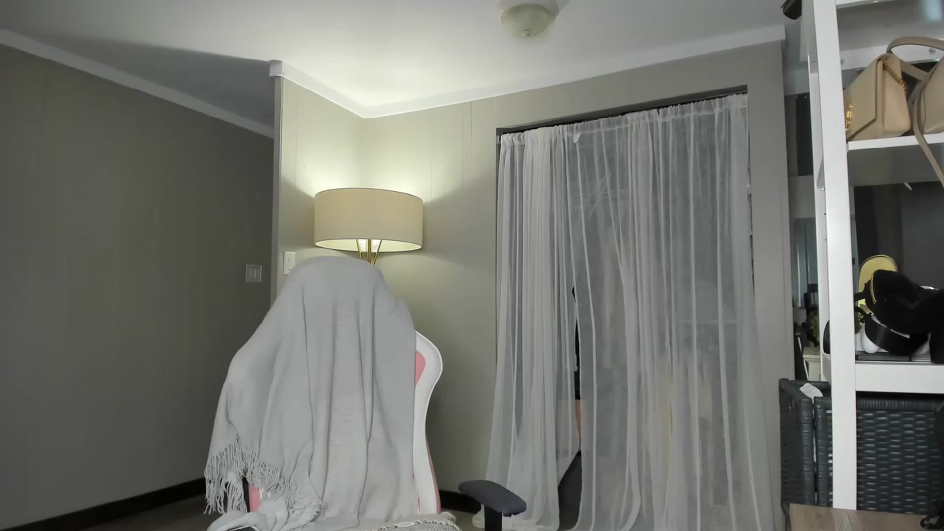 Gallery image thumbnail from Victoria_'s myfreecams stream on, 05/08/2023, 23:39 image 19 of 20