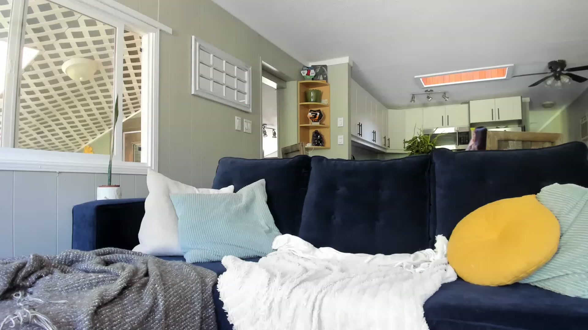 Gallery image thumbnail from Victoria_'s myfreecams stream on, 05/12/2023, 22:45 image 13 of 20