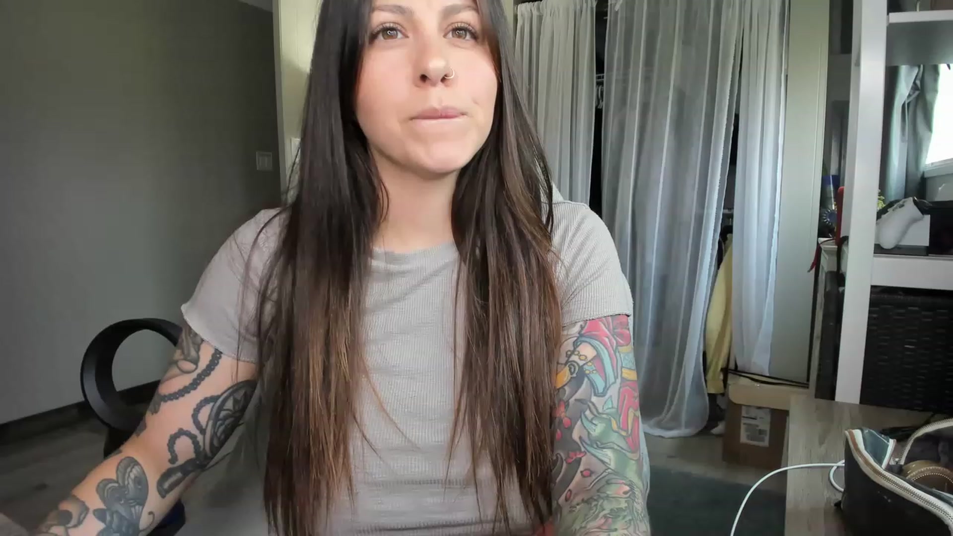 Gallery image thumbnail from Victoria_'s myfreecams stream on, 05/18/2023, 02:46 image 5 of 20