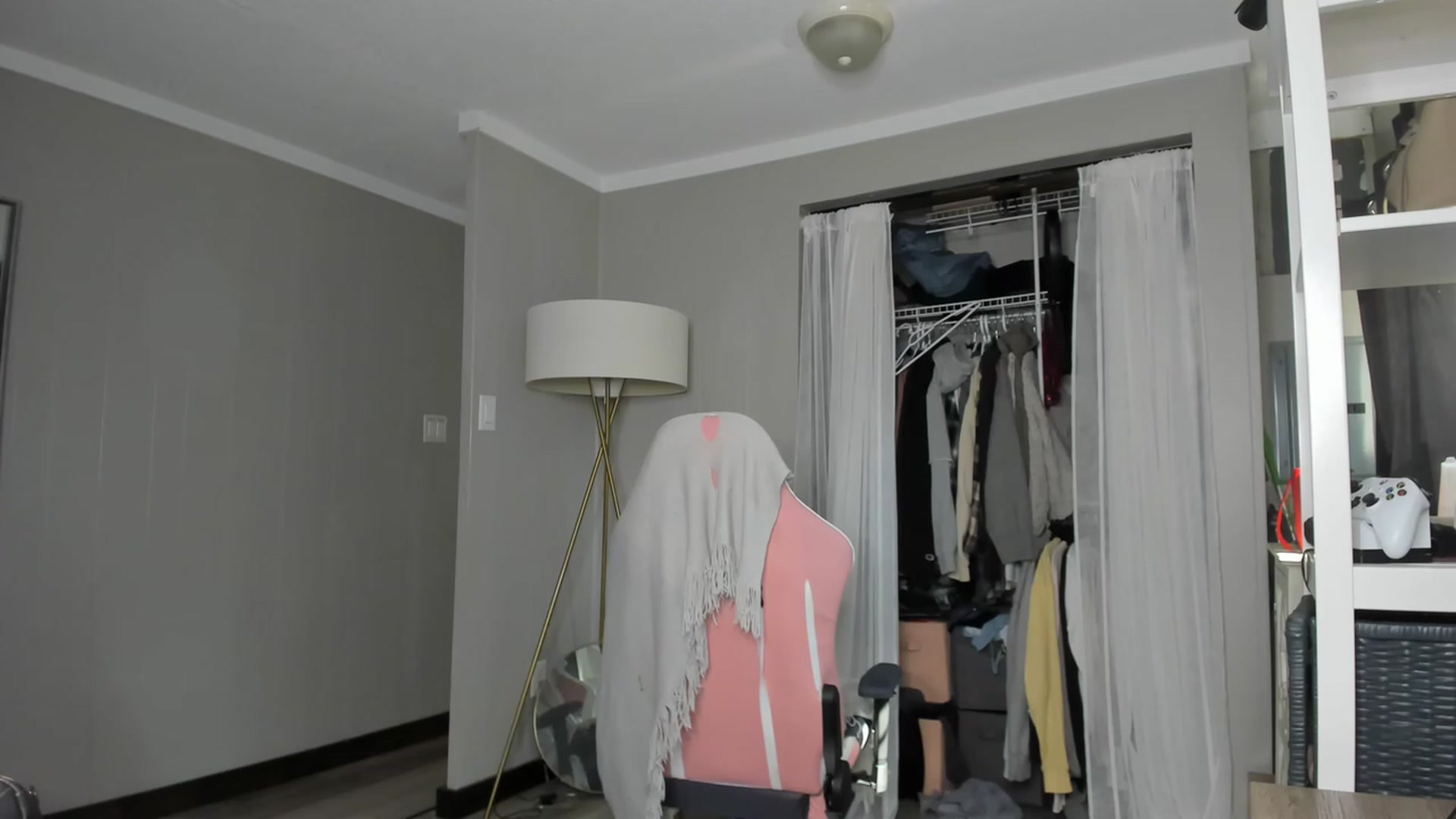 Gallery image thumbnail from Victoria_'s myfreecams stream on, 05/19/2023, 17:16 image 11 of 20