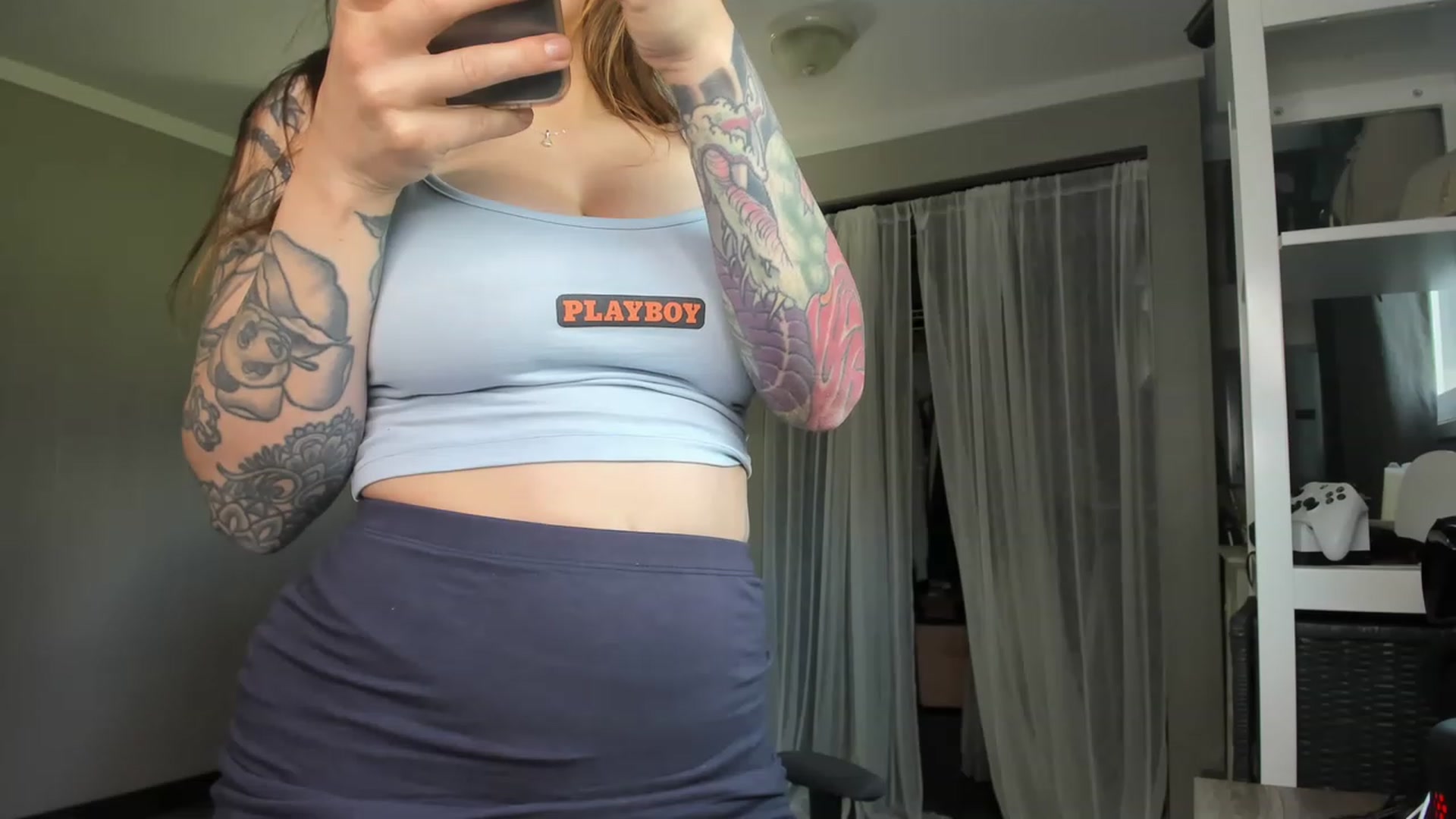 Gallery image thumbnail from Victoria_'s myfreecams stream on, 05/23/2023, 24:04 image 7 of 20