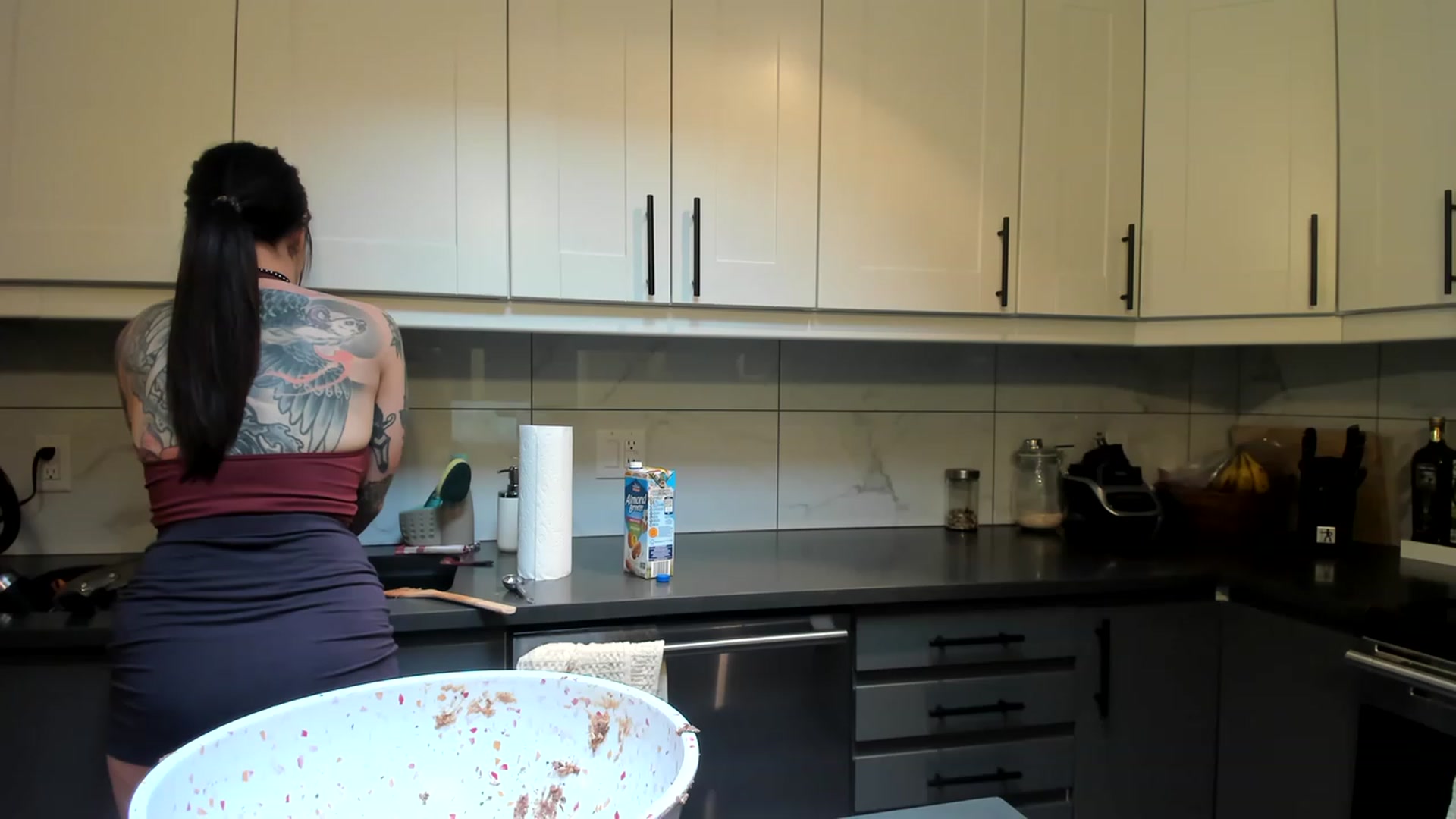 Gallery image thumbnail from Victoria_'s myfreecams stream on, 06/01/2023, 02:01 image 5 of 20