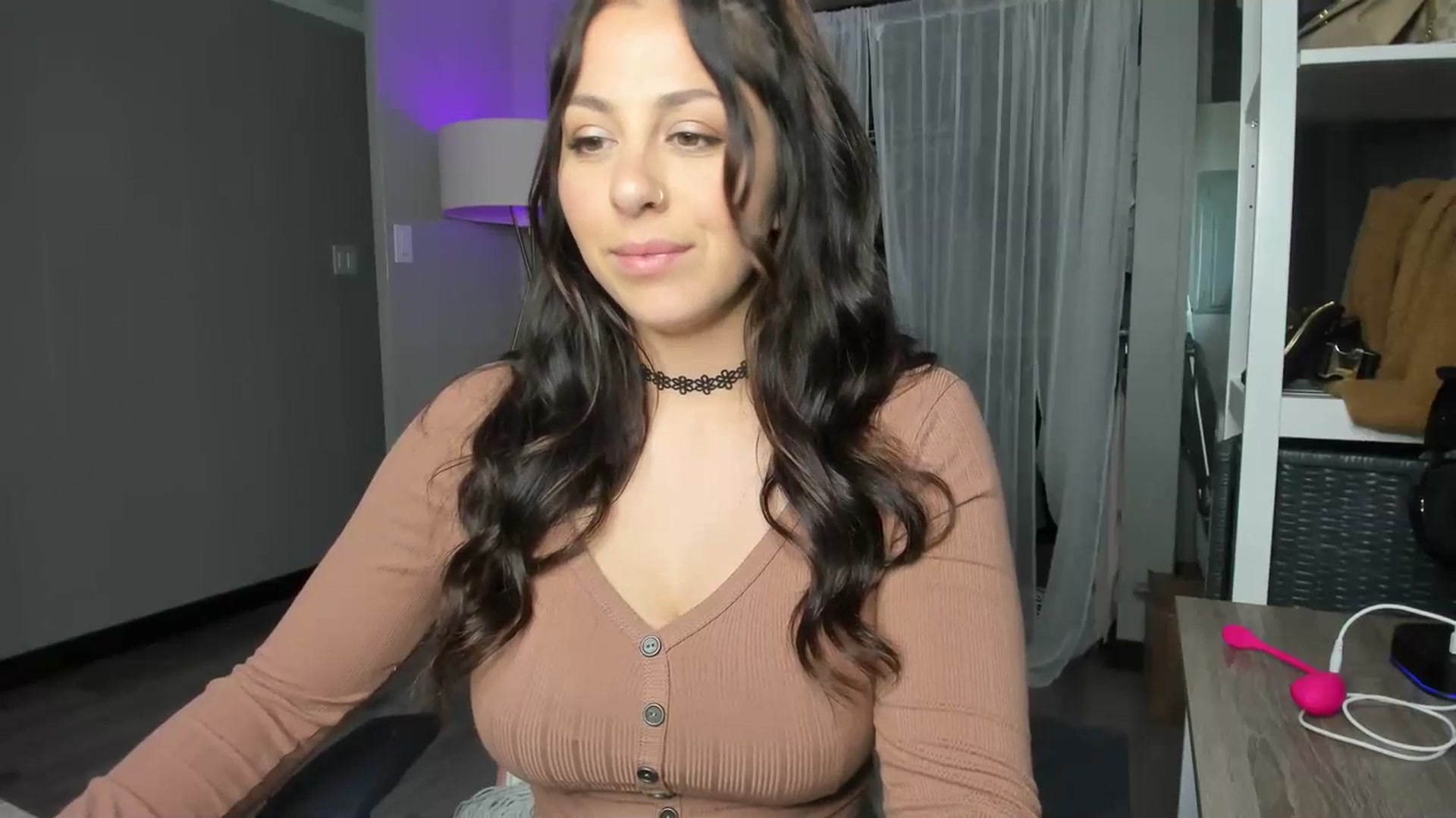 Gallery image thumbnail from Victoria_'s myfreecams stream on, 06/14/2023, 03:34 image 12 of 20