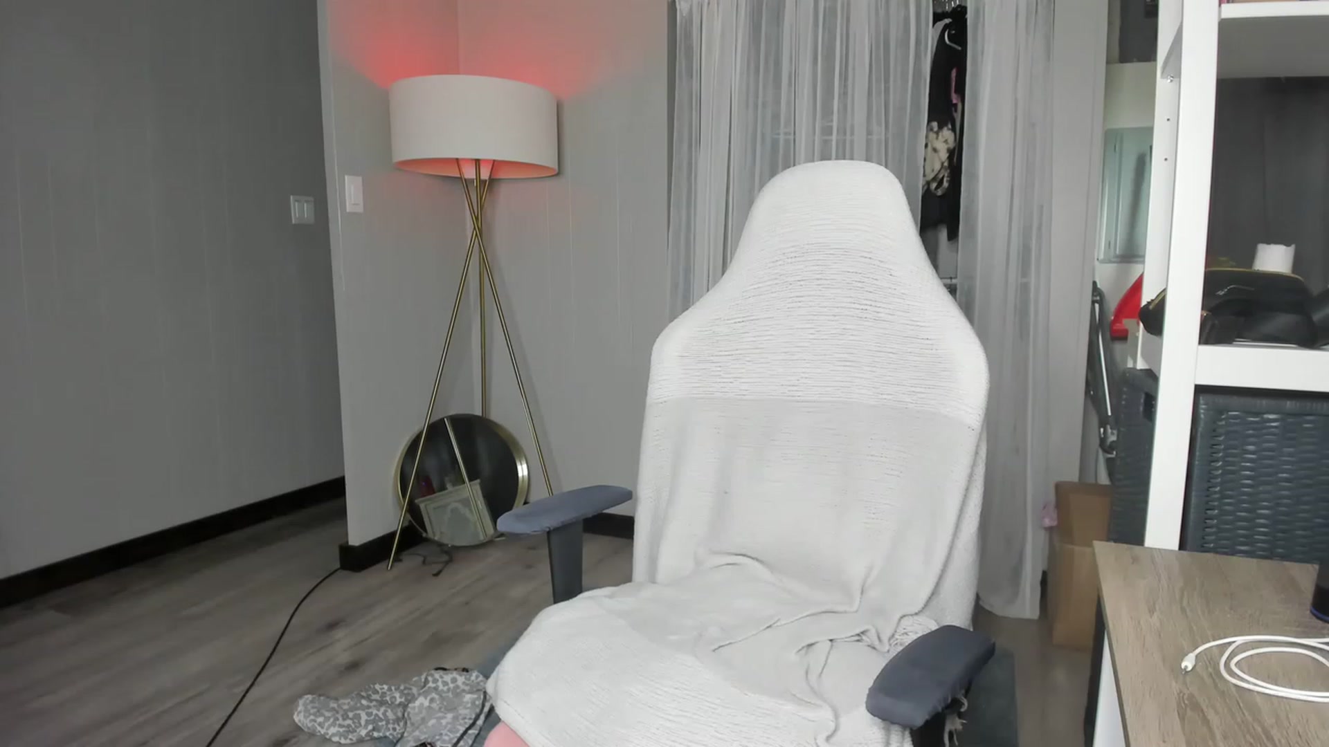 Gallery image thumbnail from Victoria_'s myfreecams stream on, 06/20/2023, 01:42 image 16 of 20