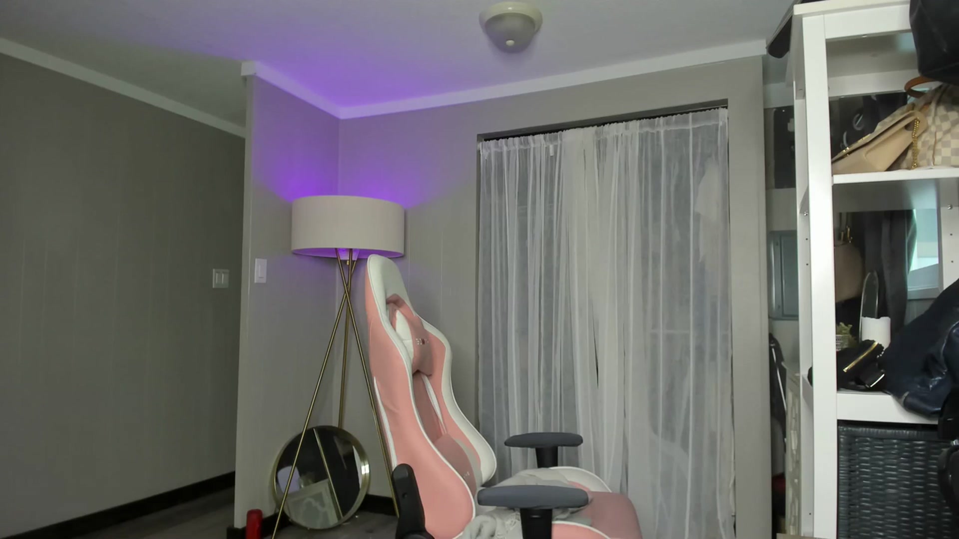 Gallery image thumbnail from Victoria_'s myfreecams stream on, 07/11/2023, 01:30 image 16 of 20
