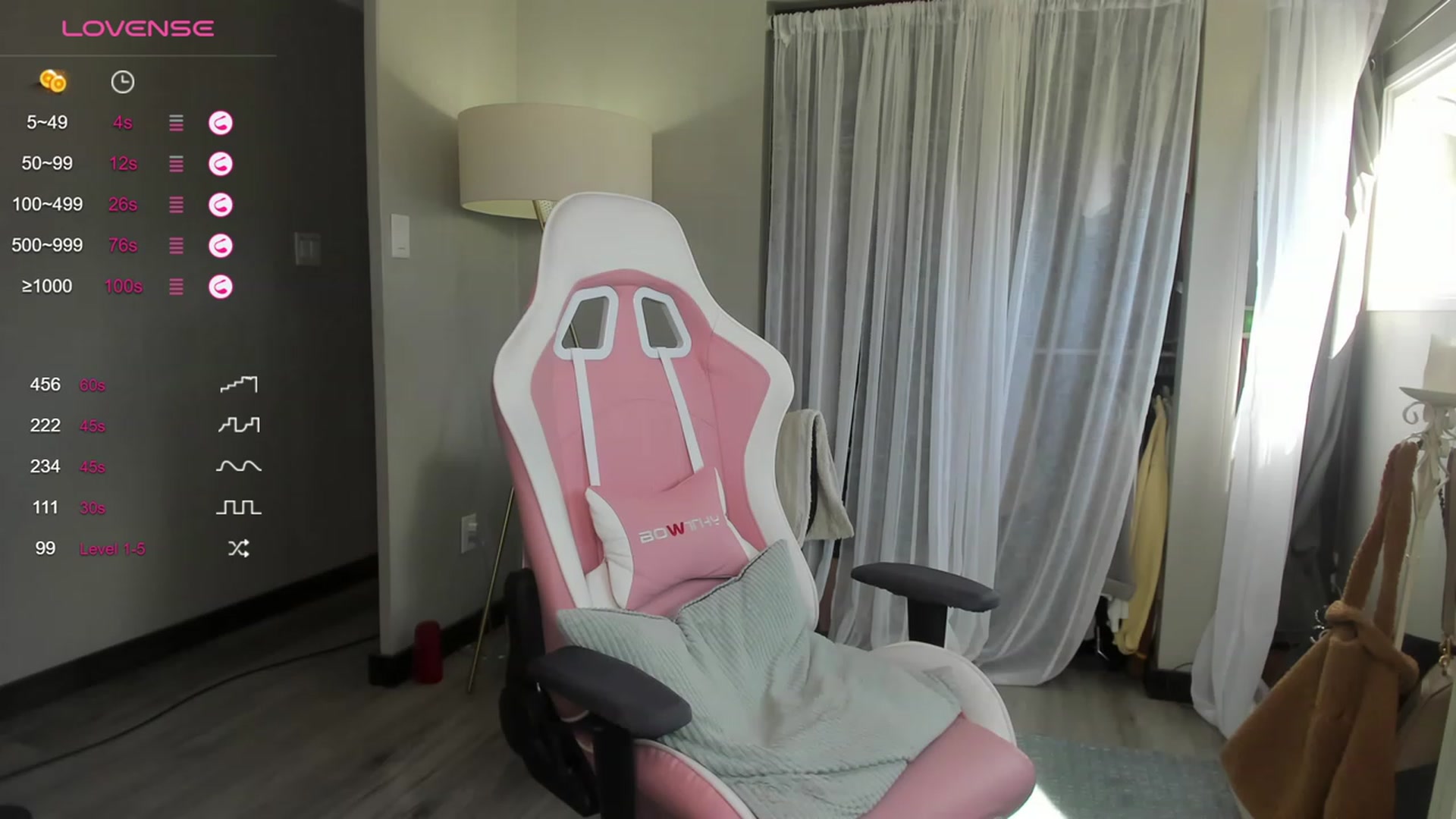 Gallery image thumbnail from Victoria_'s myfreecams stream on, 10/05/2023, 19:17 image 19 of 20