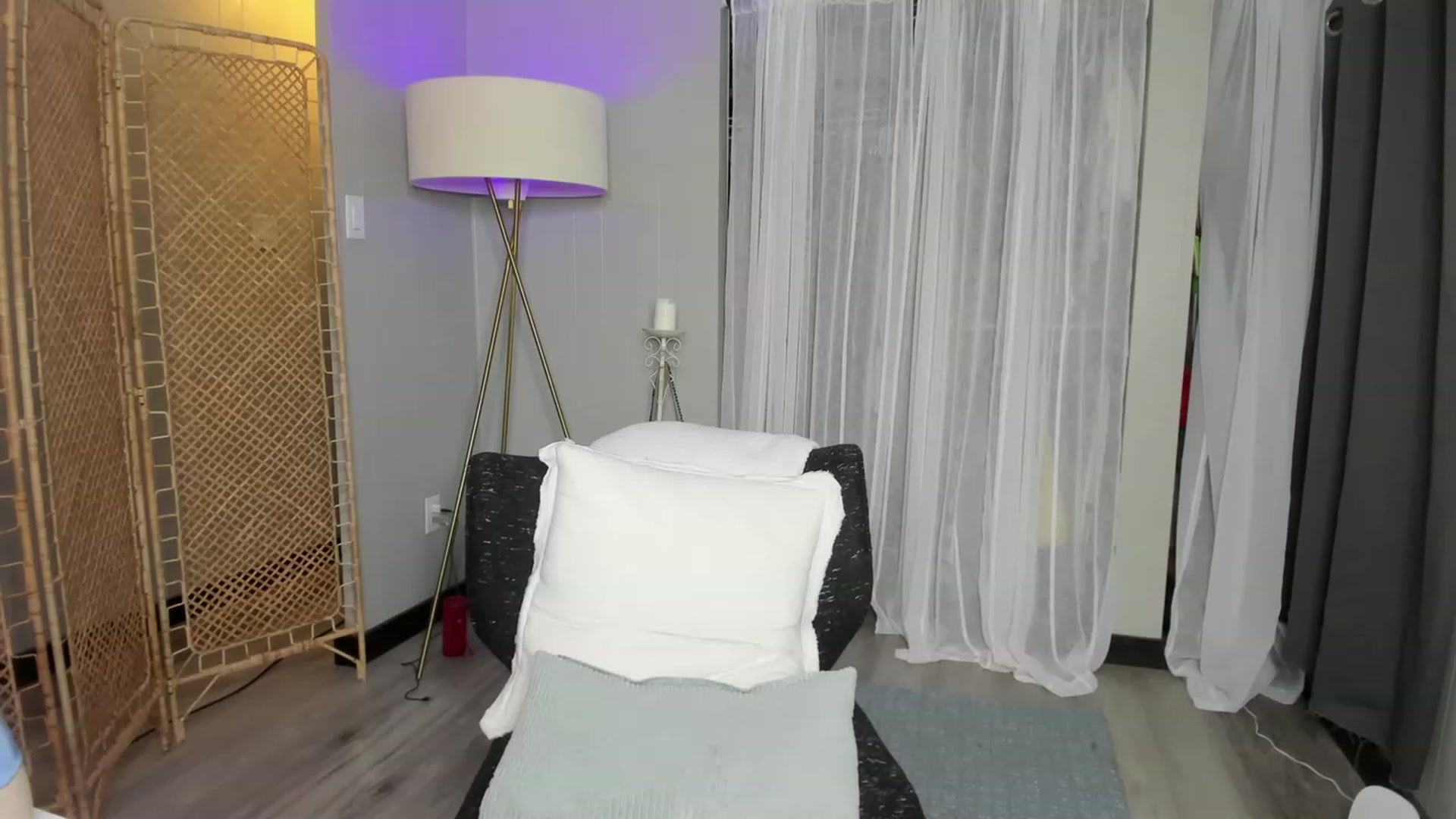 Gallery image thumbnail from Victoria_'s myfreecams stream on, 11/15/2023, 04:34 image 13 of 20