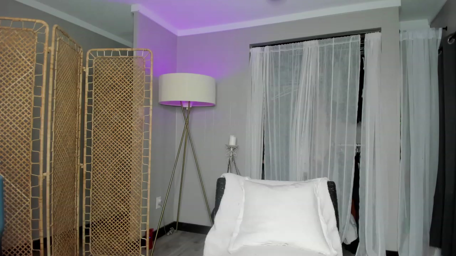 Gallery image thumbnail from Victoria_'s myfreecams stream on, 12/02/2023, 03:07 image 9 of 20