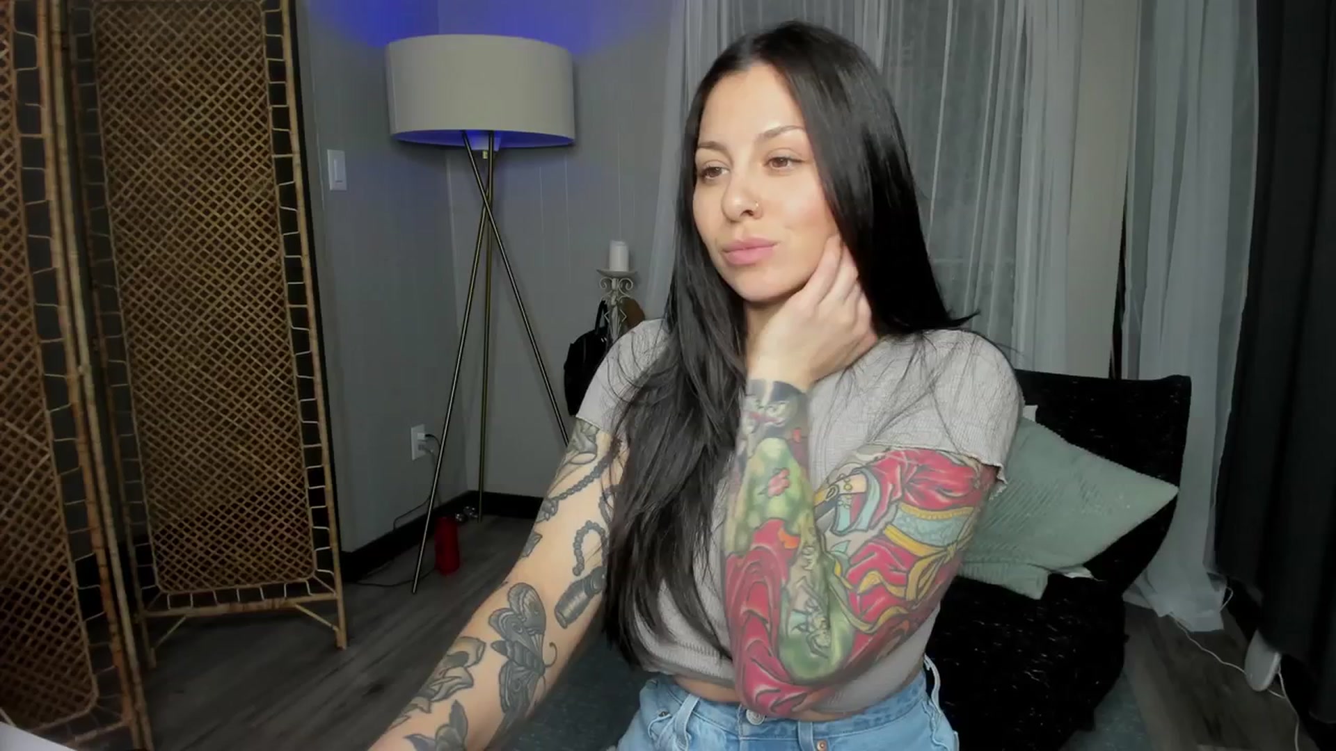 Gallery image thumbnail from Victoria_'s myfreecams stream on, 01/31/2024, 03:56 image 5 of 20