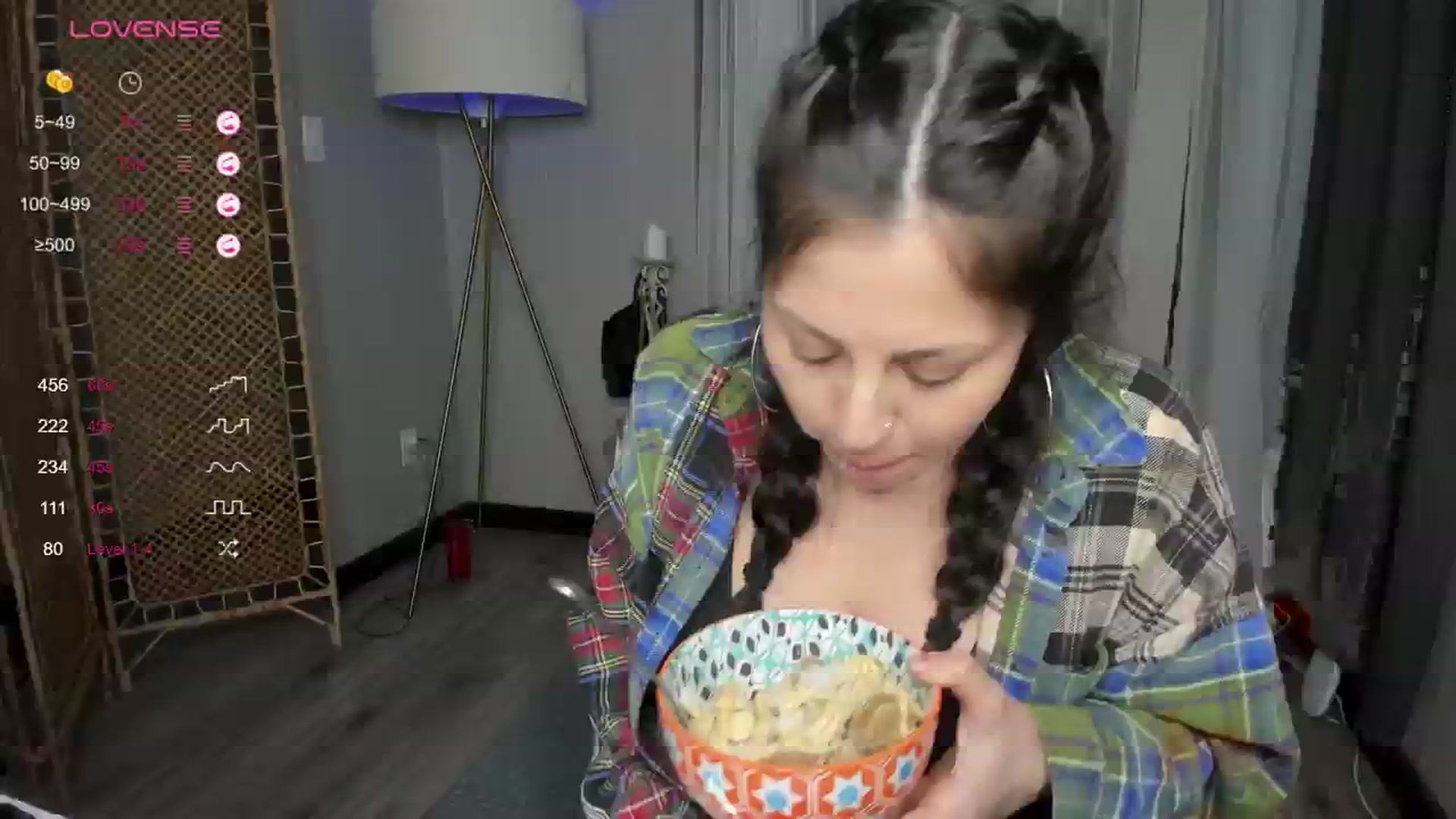 Gallery image thumbnail from Victoria_'s myfreecams stream on, 03/06/2024, 04:00 image 13 of 20
