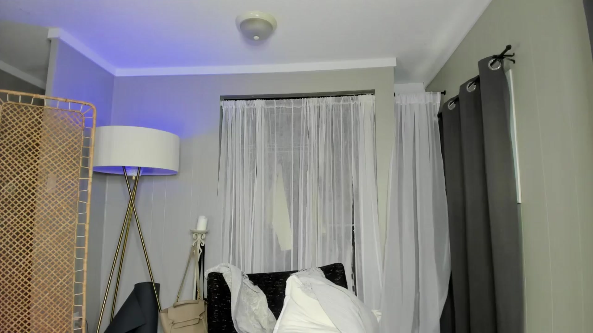 Gallery image thumbnail from Victoria_'s myfreecams stream on, 03/22/2024, 23:17 image 13 of 20