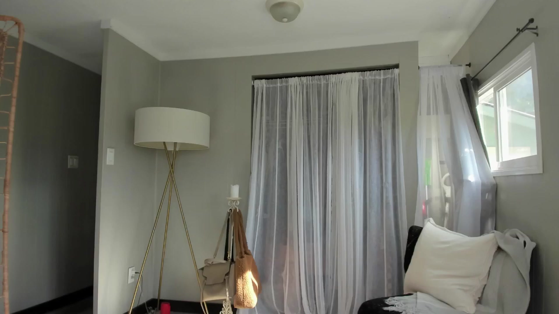 Gallery image thumbnail from Victoria_'s myfreecams stream on, 05/11/2024, 17:04 image 4 of 20