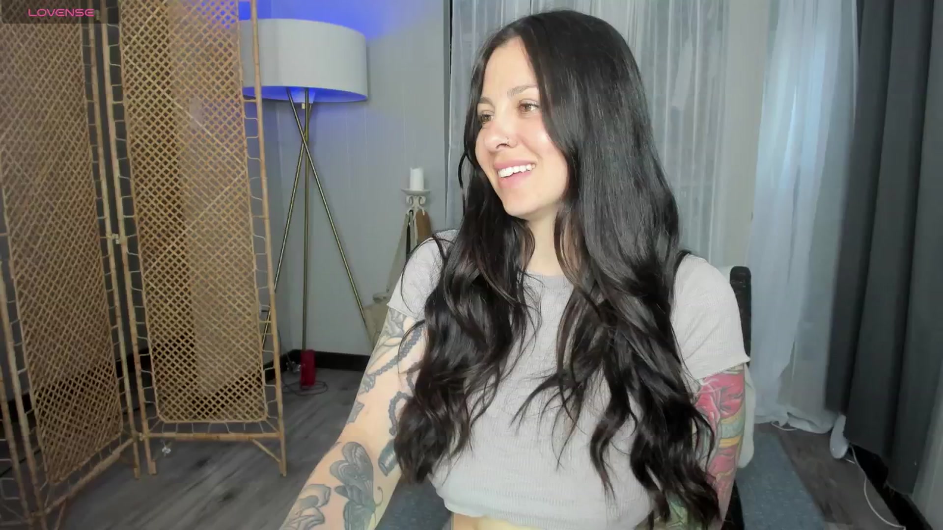 Gallery image thumbnail from Victoria_'s myfreecams stream on, 05/25/2024, 03:00 image 17 of 20