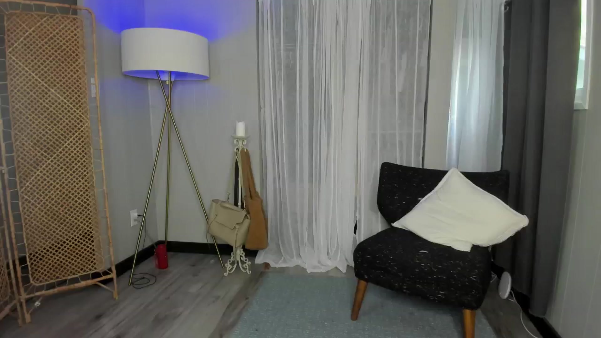 Gallery image thumbnail from Victoria_'s myfreecams stream on, 05/30/2024, 01:23 image 3 of 20
