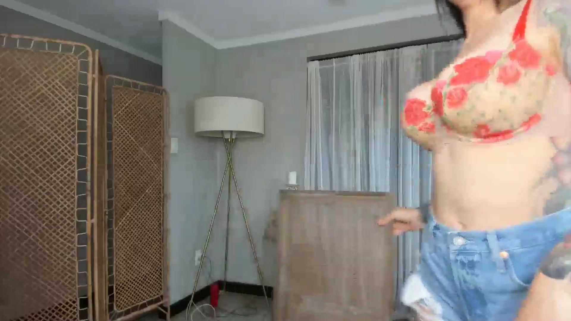 Gallery image thumbnail from Victoria_'s myfreecams stream on, 07/02/2024, 24:05 image 18 of 20