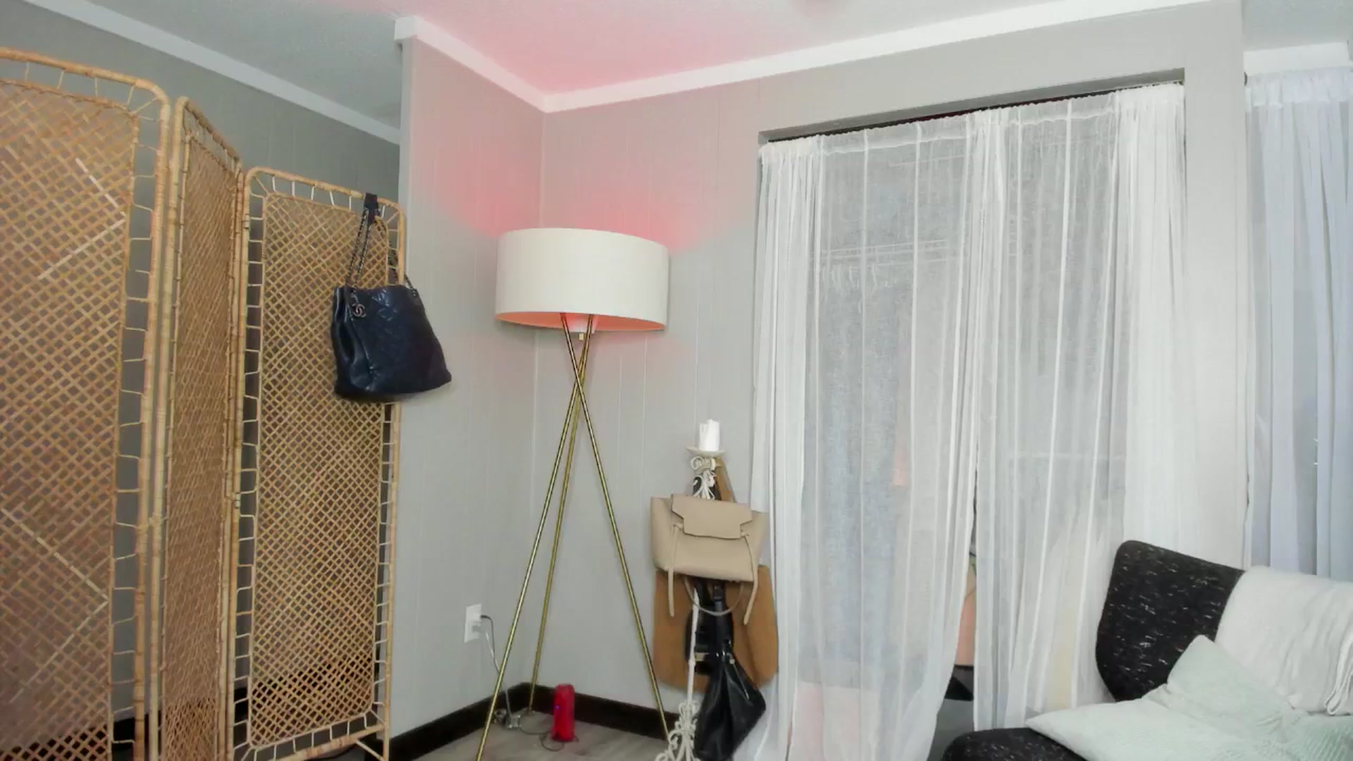 Gallery image thumbnail from Victoria_'s myfreecams stream on, 10/01/2024, 24:36 image 5 of 20