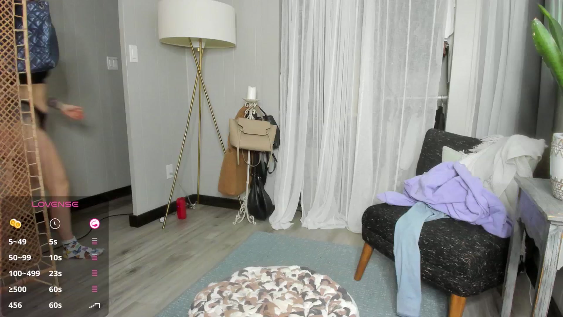 Gallery image thumbnail from Victoria_'s myfreecams stream on, 10/20/2024, 17:59 image 13 of 20