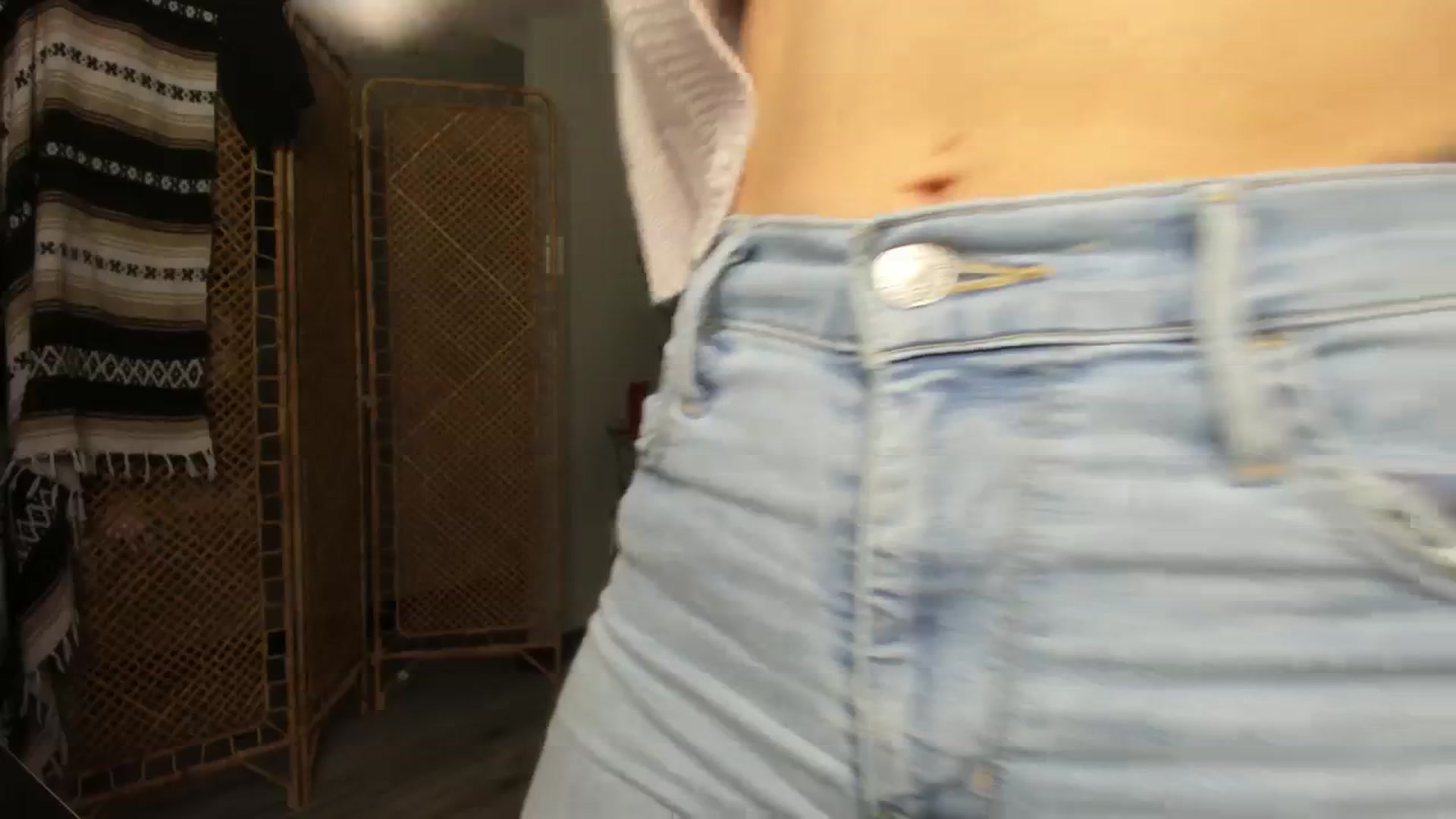 Gallery image thumbnail from Victoria_'s myfreecams stream on, 12/30/2024, 01:41 image 9 of 20