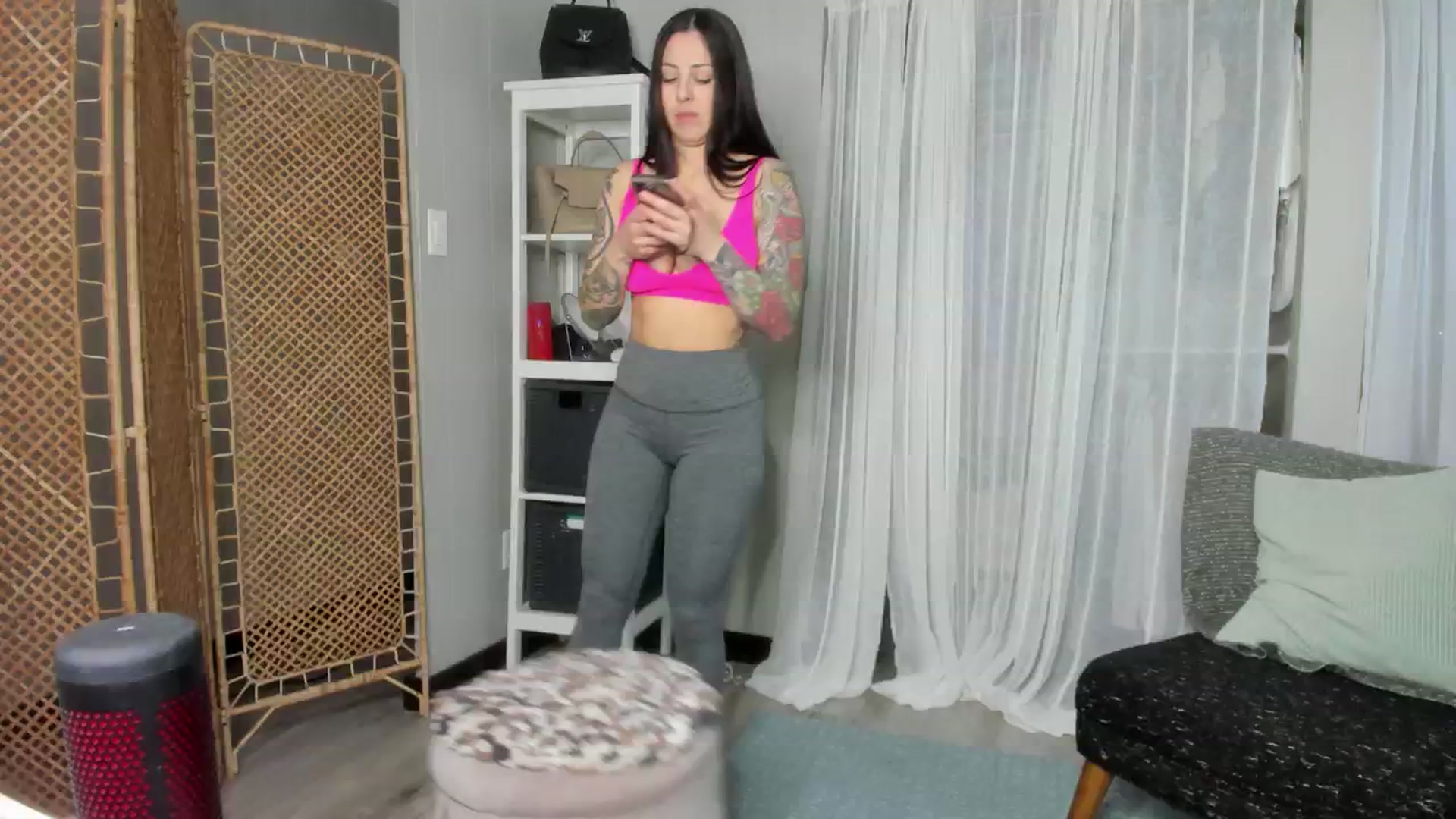 Gallery image thumbnail from Victoria_'s myfreecams stream on, 01/18/2025, 02:35 image 1 of 20