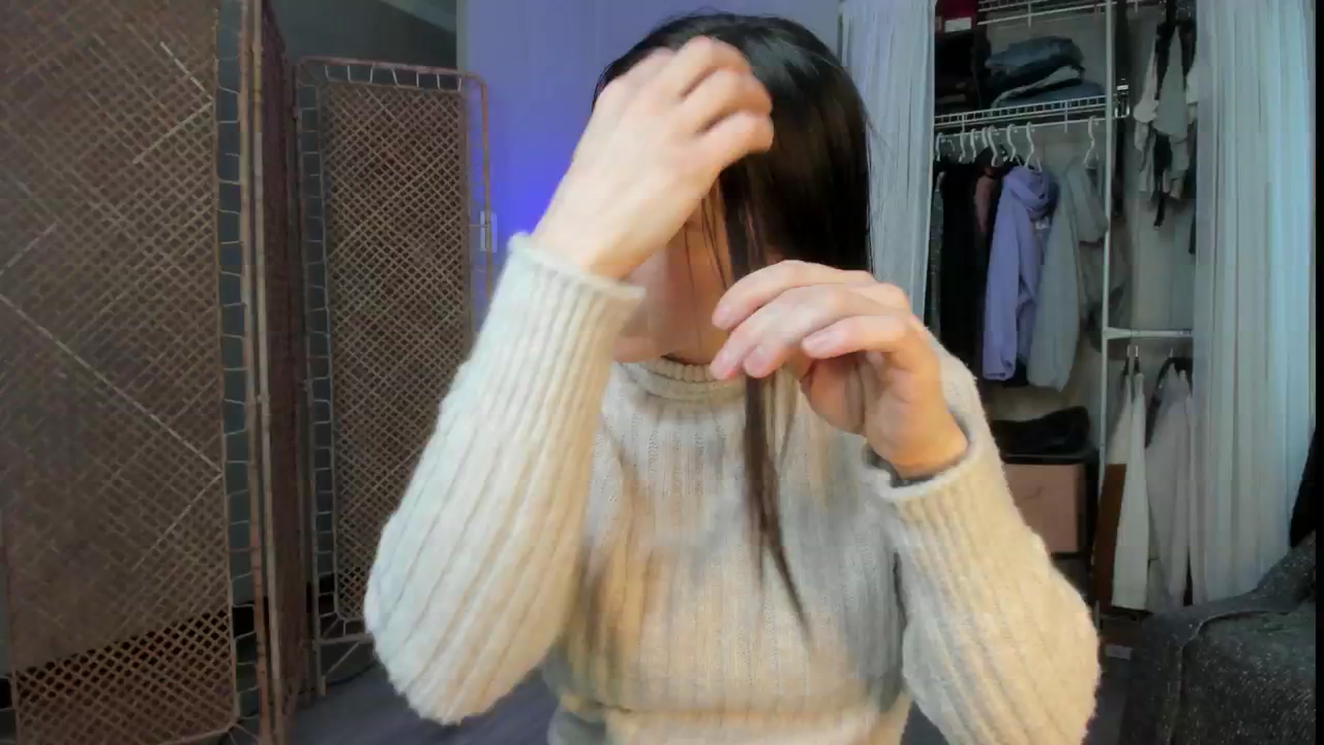 Gallery image thumbnail from Victoria_'s myfreecams stream on, 02/01/2025, 24:18 image 14 of 20