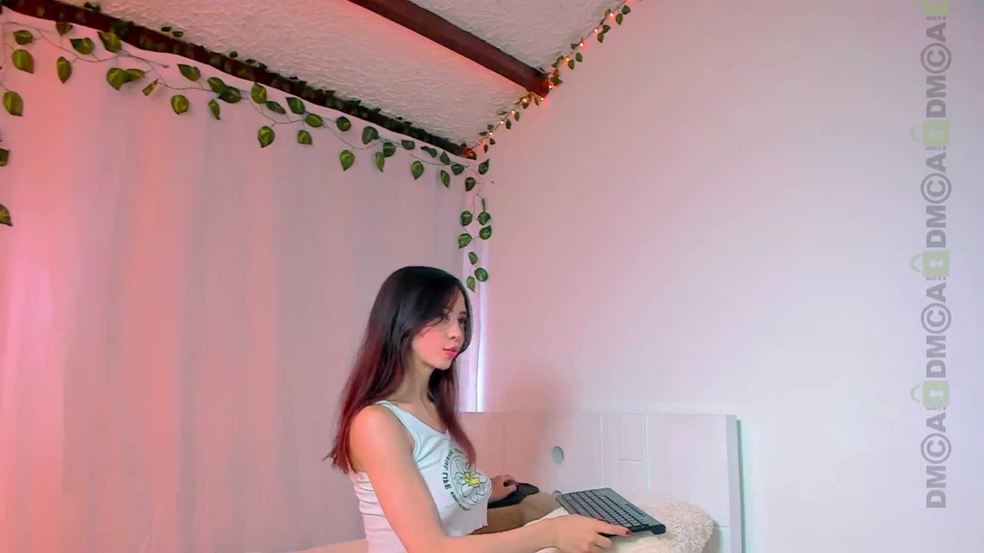 Gallery image thumbnail from Victoria_Coll's myfreecams stream on, 09/24/2024, 20:25 image 2 of 20