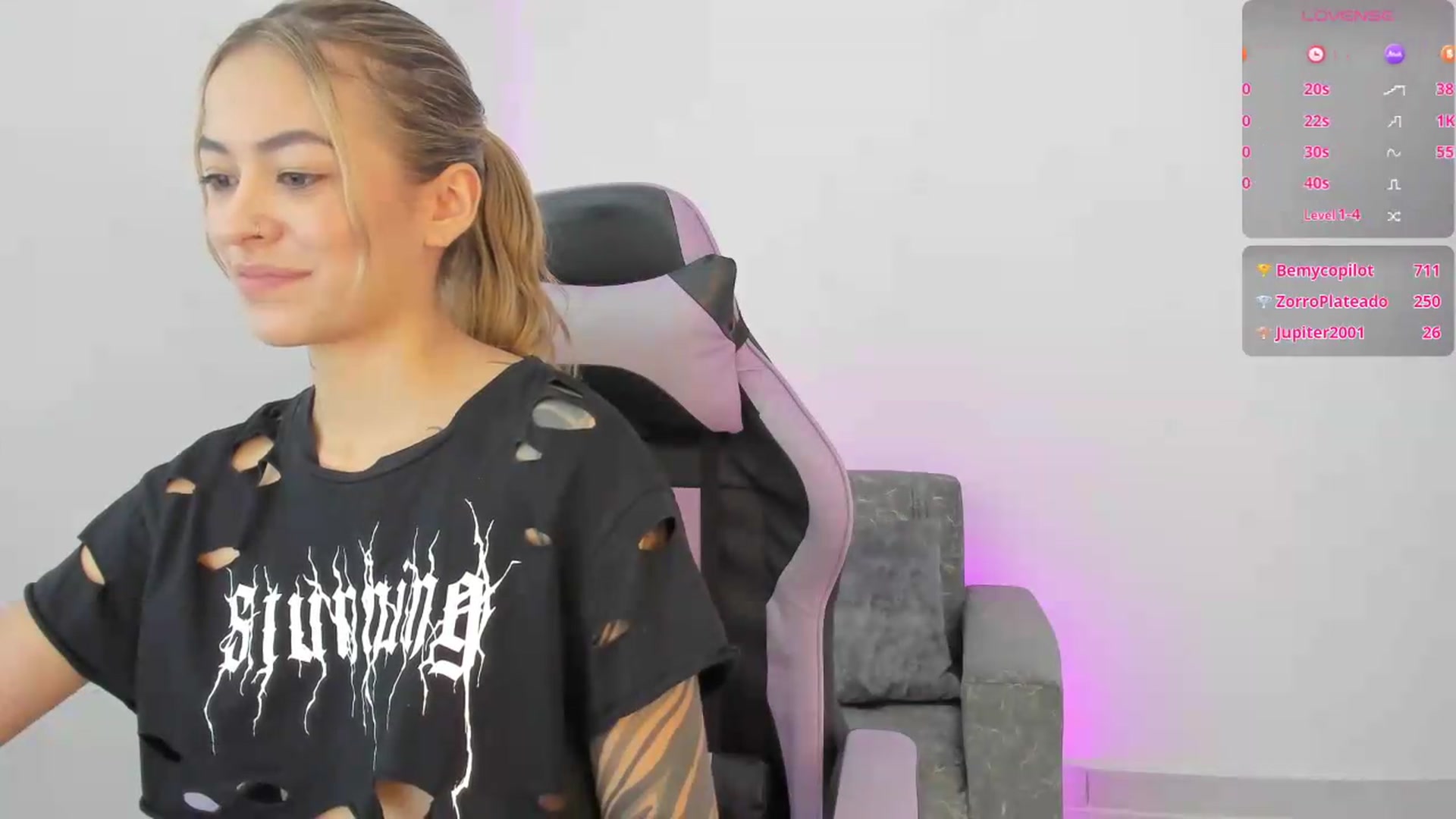 Gallery image thumbnail from Victoria_Gigs's myfreecams stream on, 05/16/2026, 19:44 image 19 of 20