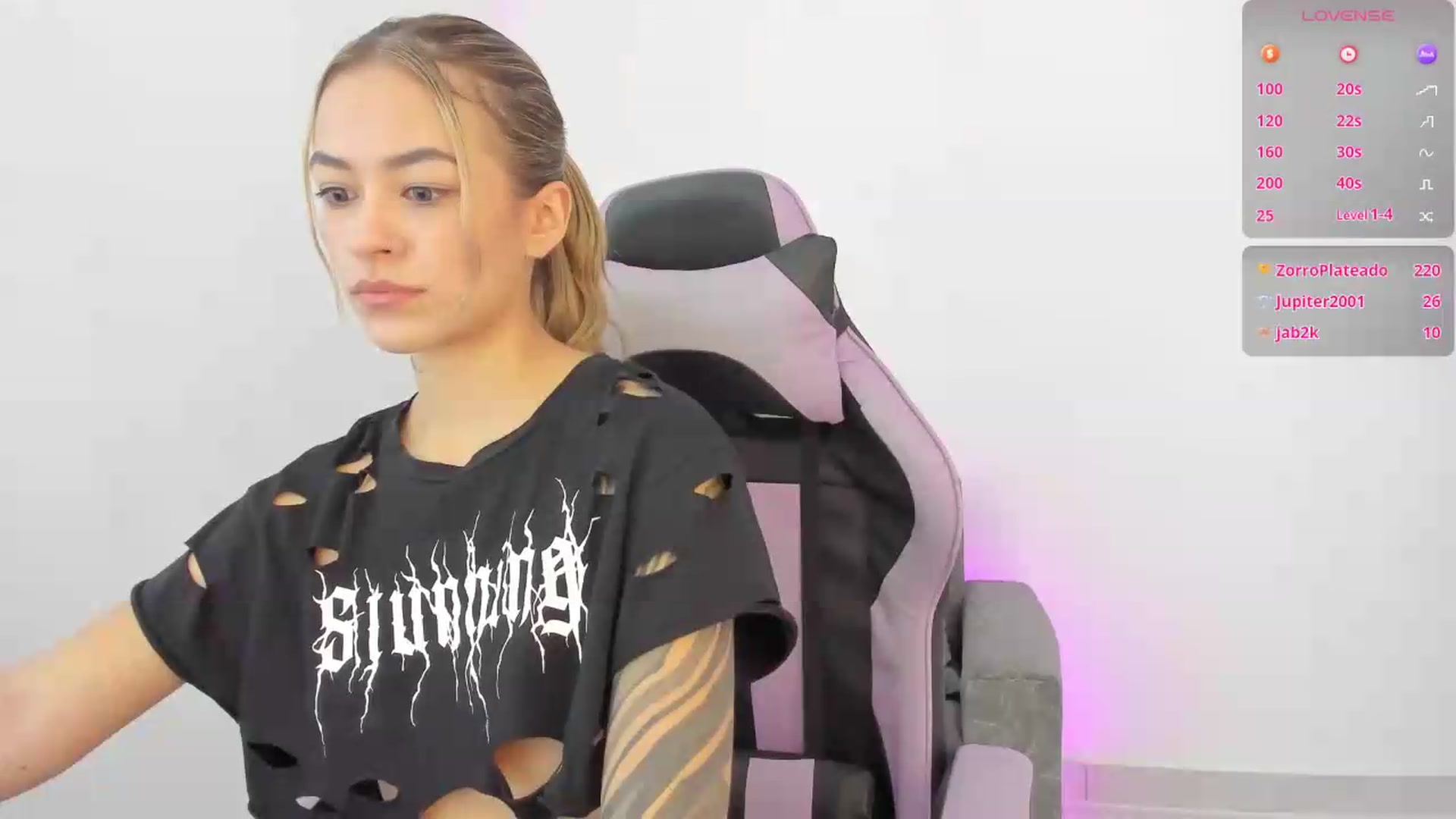 Gallery image thumbnail from Victoria_Gigs's myfreecams stream on, 05/16/2026, 19:44 image 7 of 20