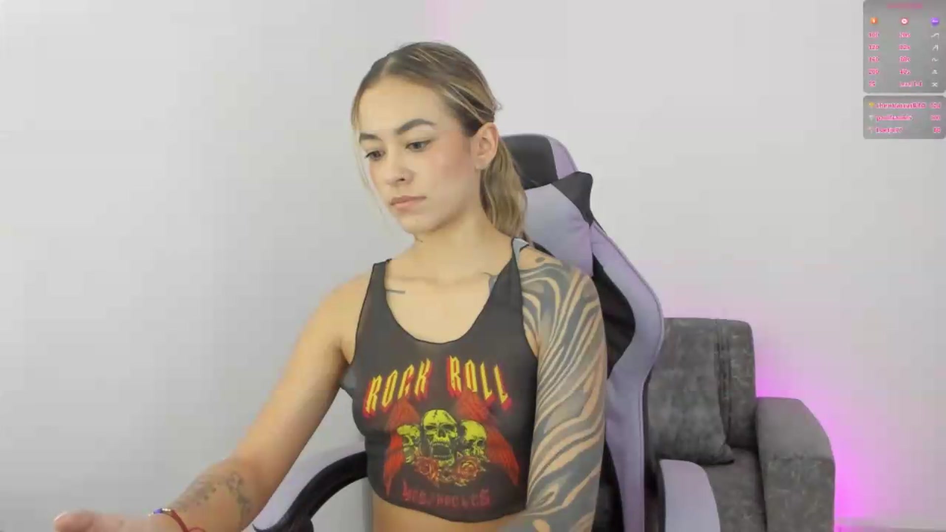 Gallery image thumbnail from Victoria_Gigs's myfreecams stream on, 07/01/2026, 18:32 image 14 of 20