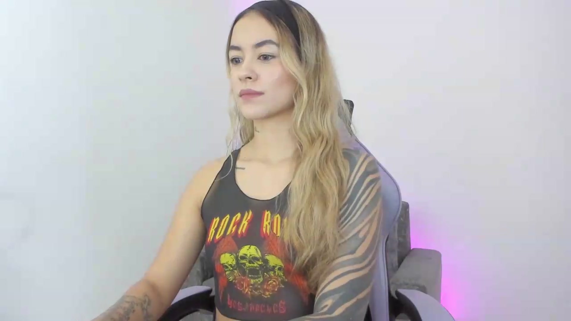 Gallery image thumbnail from Victoria_Gigs's myfreecams stream on, 09/22/2026, 16:43 image 7 of 20