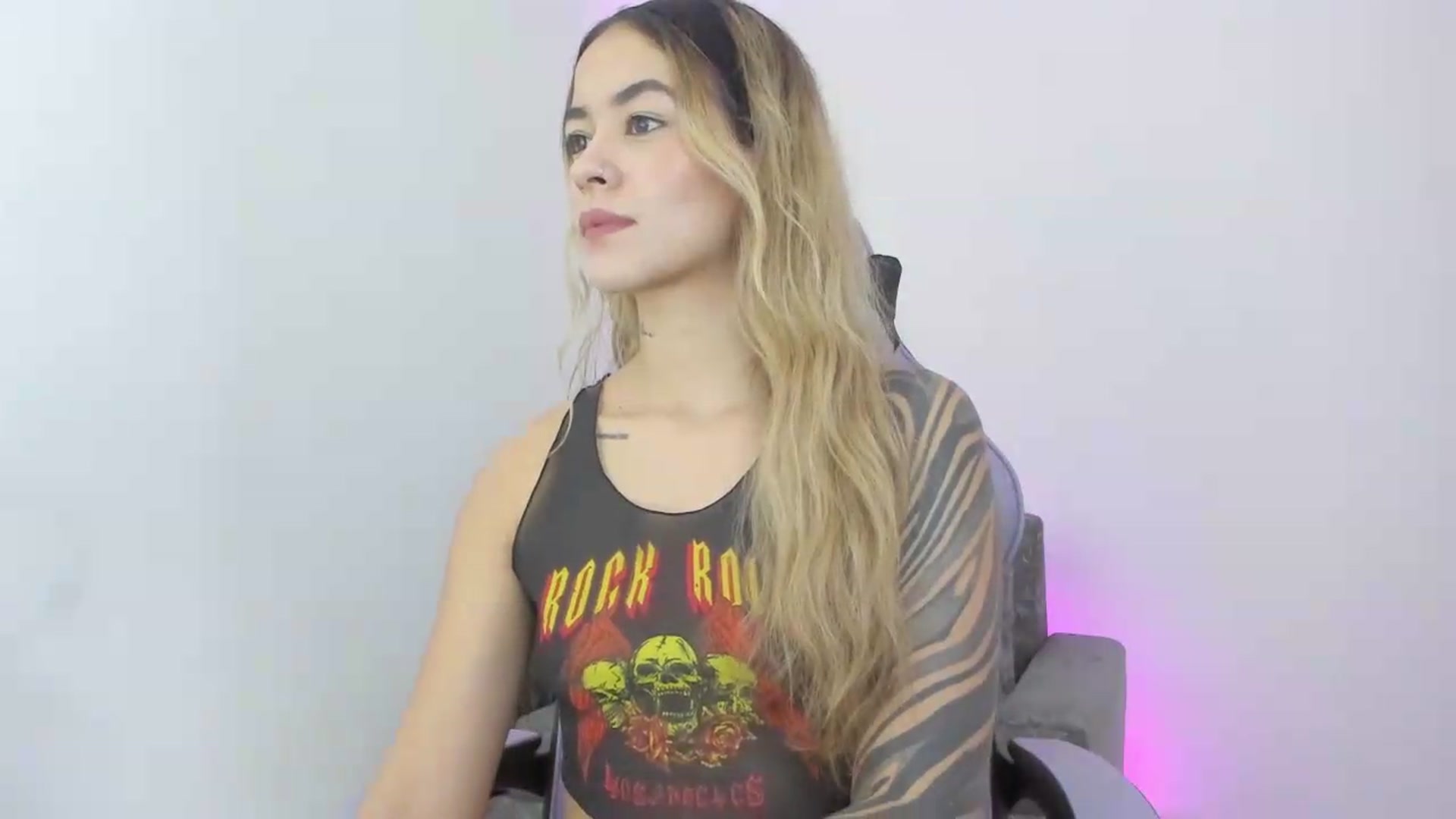 Gallery image thumbnail from Victoria_Gigs's myfreecams stream on, 09/22/2026, 16:43 image 10 of 20