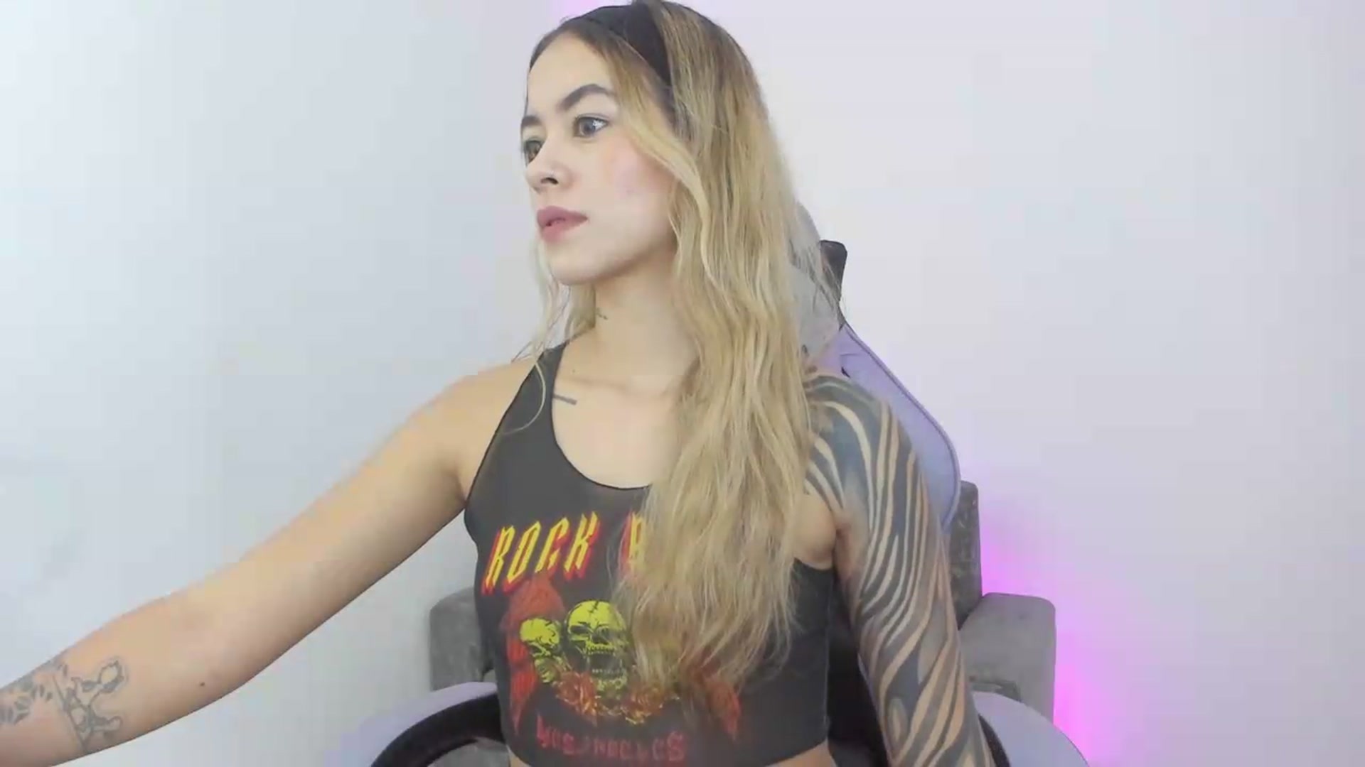 Gallery image thumbnail from Victoria_Gigs's myfreecams stream on, 09/22/2026, 16:43 image 2 of 20