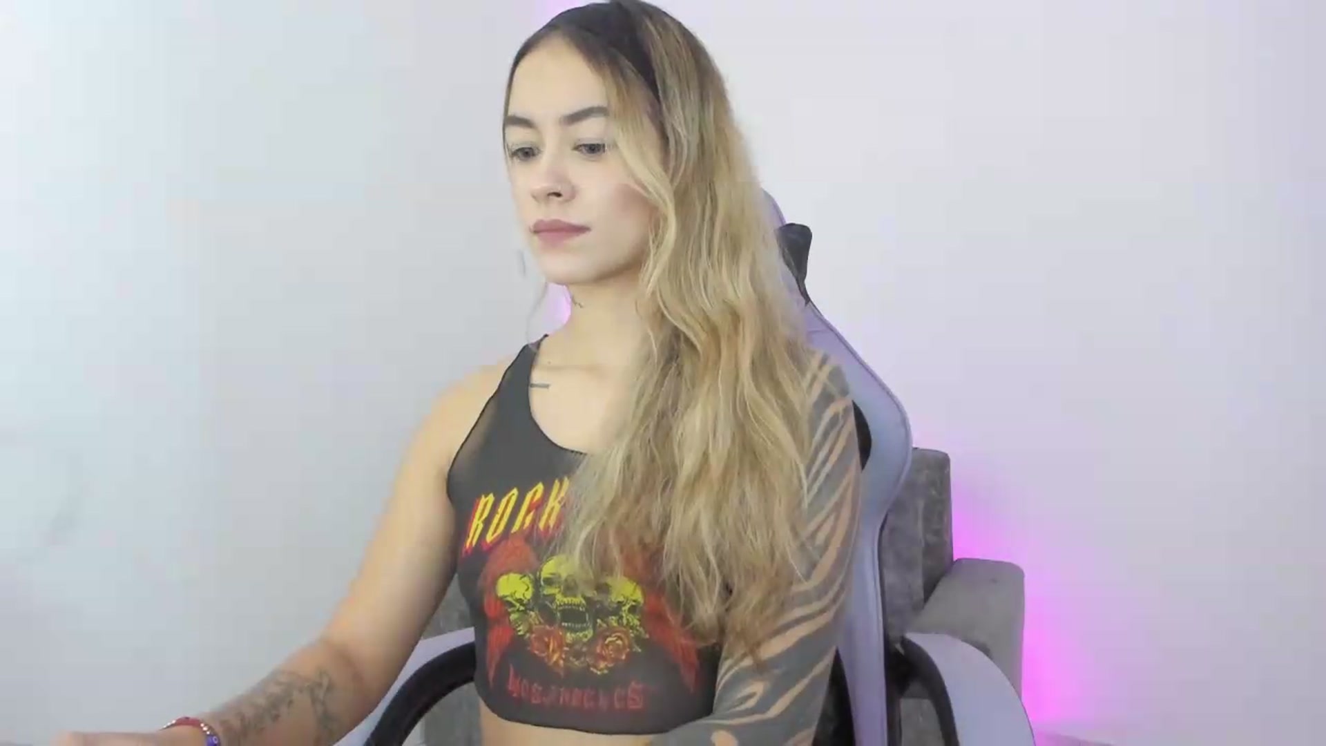 Gallery image thumbnail from Victoria_Gigs's myfreecams stream on, 09/22/2026, 16:43 image 19 of 20