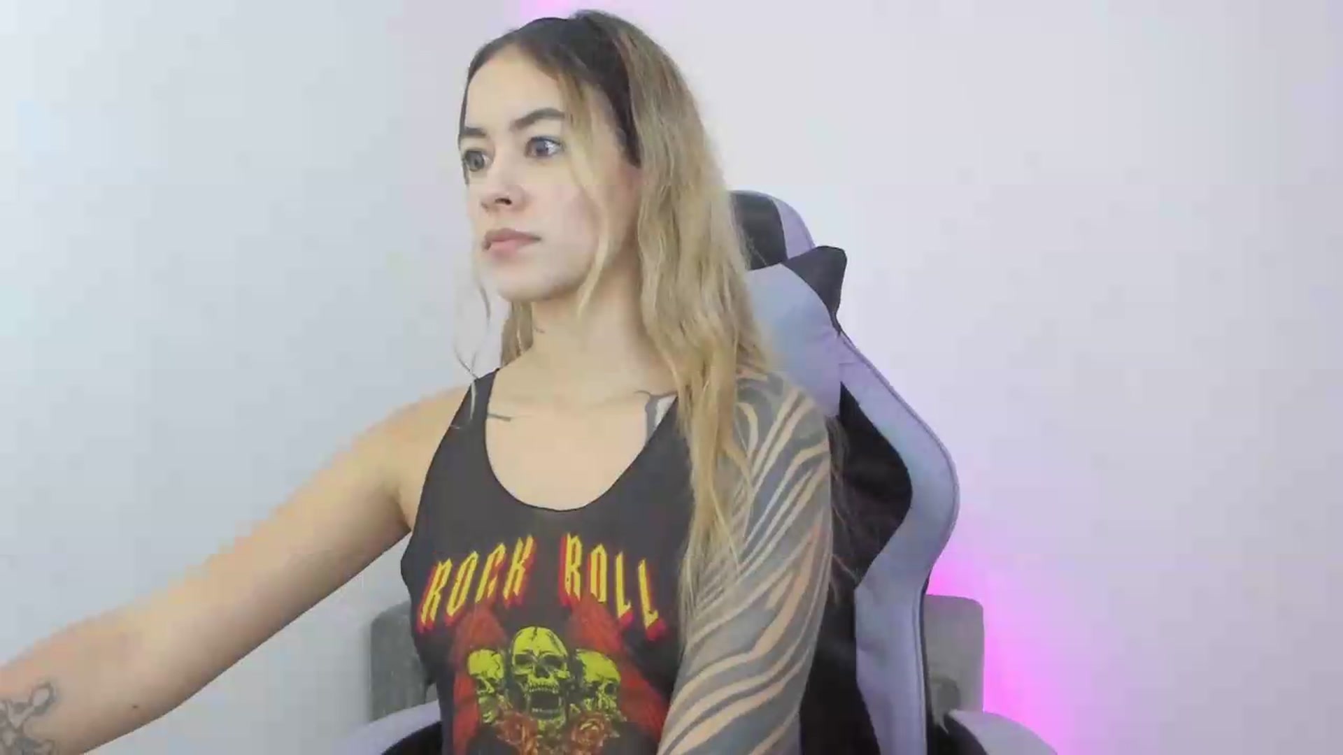 Gallery image thumbnail from Victoria_Gigs's myfreecams stream on, 09/22/2026, 18:44 image 11 of 20