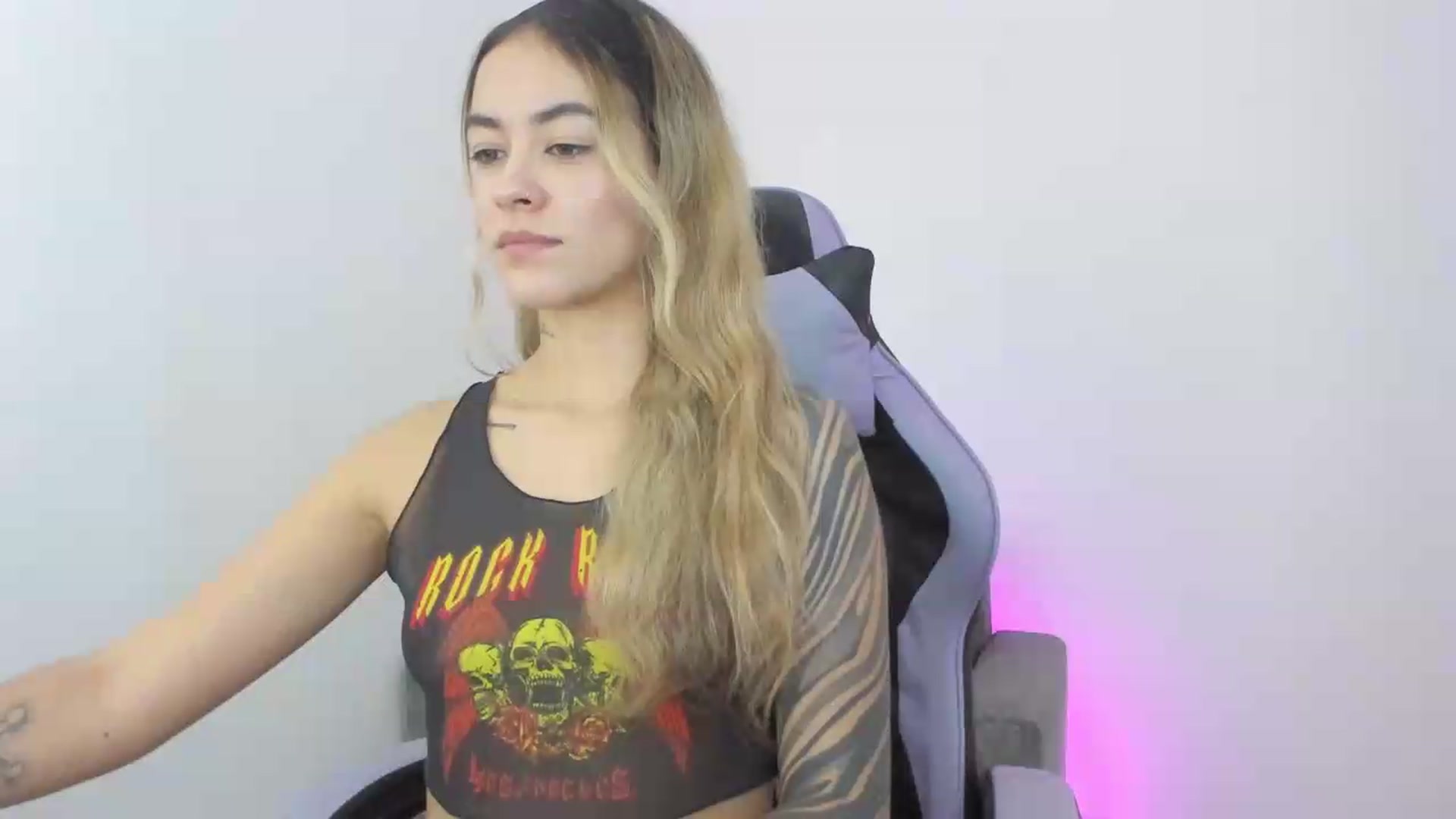 Gallery image thumbnail from Victoria_Gigs's myfreecams stream on, 09/22/2026, 18:44 image 3 of 20