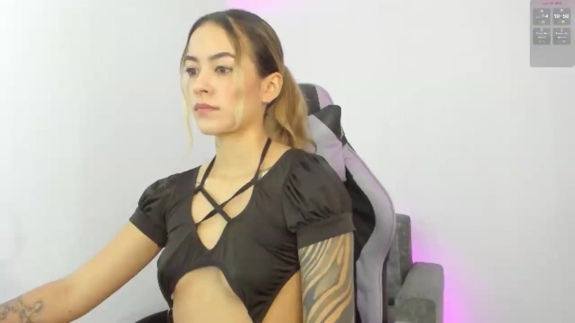 Gallery image thumbnail from Victoria_Gigs's myfreecams stream on, 10/03/2026, 19:02 image 8 of 20