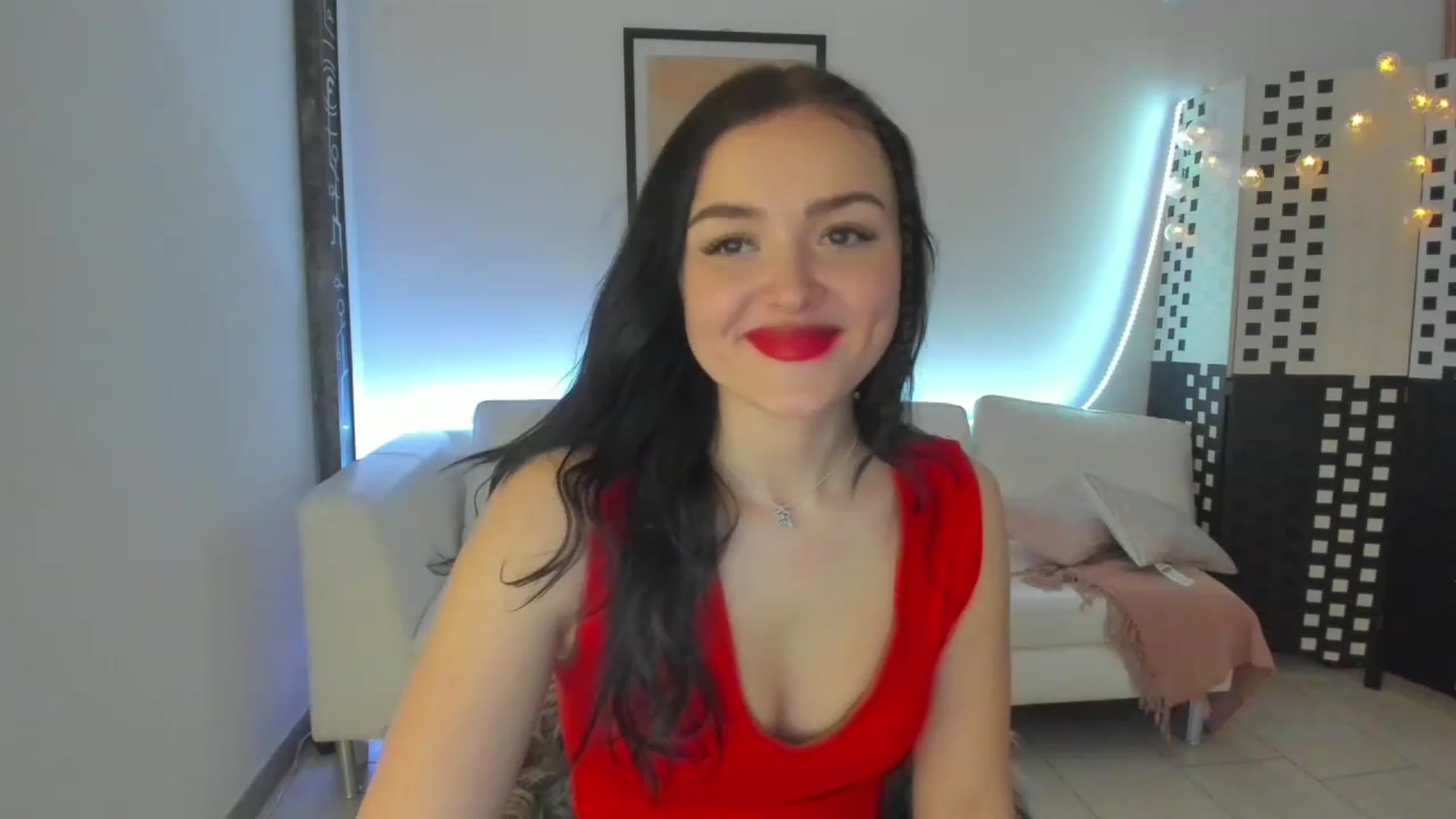 Gallery image thumbnail from Victoriaa_19's myfreecams stream on, 02/18/2023, 13:36 image 9 of 20