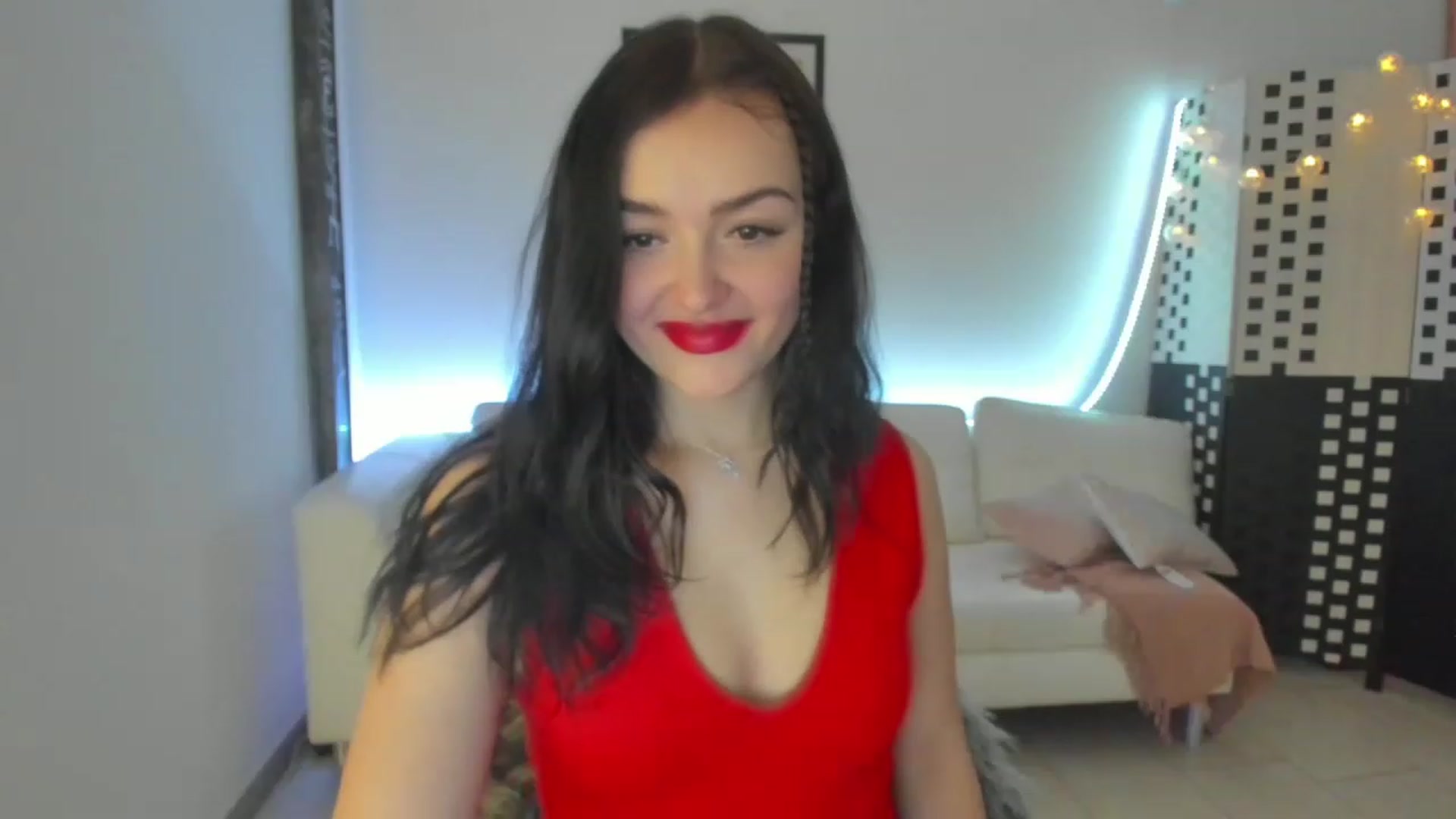 Gallery image thumbnail from Victoriaa_19's myfreecams stream on, 02/18/2023, 13:36 image 7 of 20