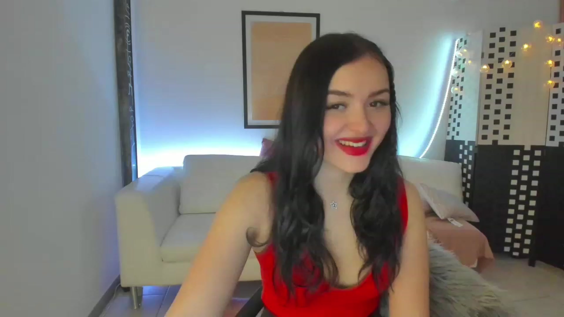 Gallery image thumbnail from Victoriaa_19's myfreecams stream on, 02/18/2023, 13:36 image 11 of 20