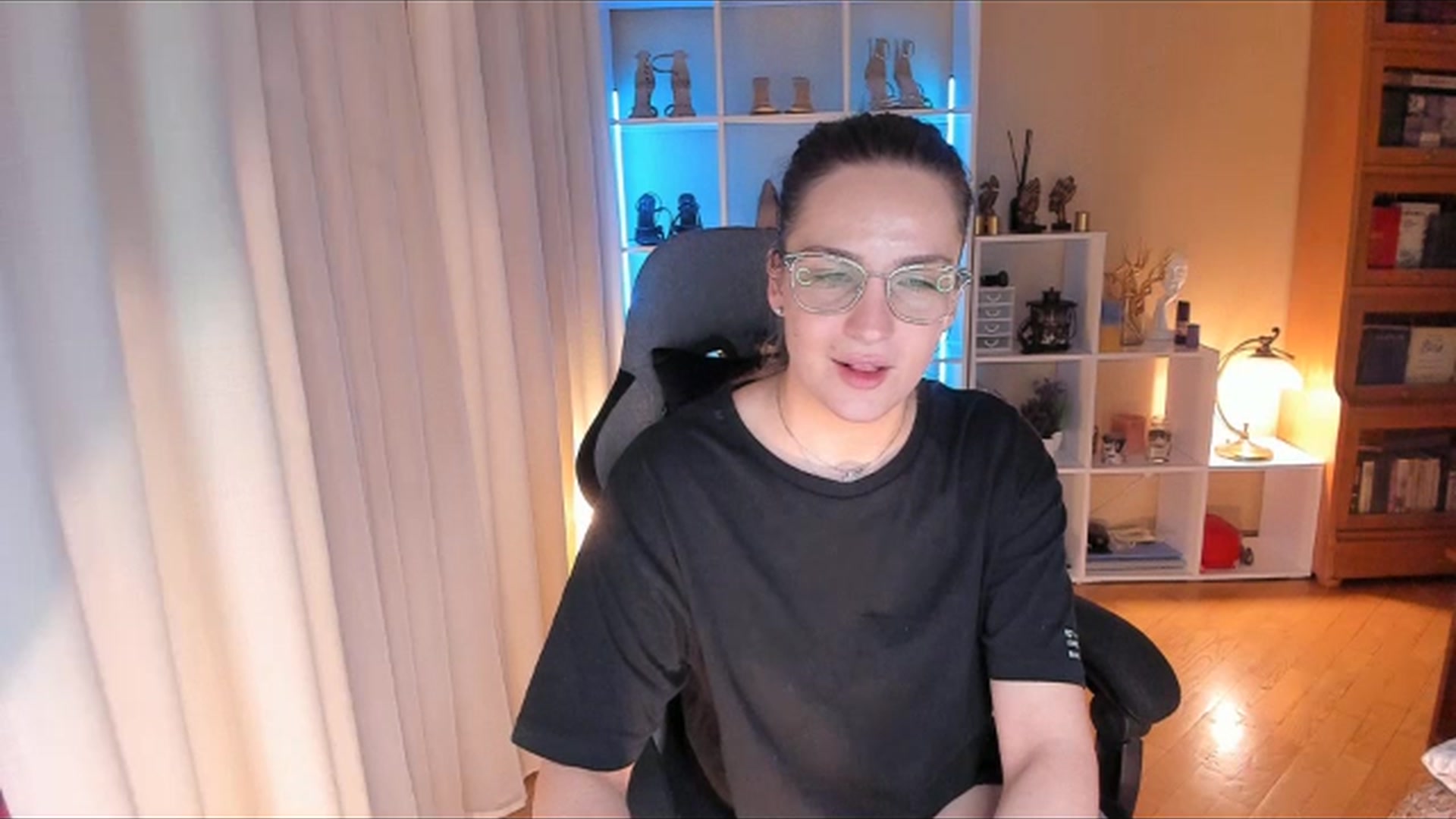 Gallery image thumbnail from Victoriia's myfreecams stream on, 01/24/2024, 16:15 image 11 of 20