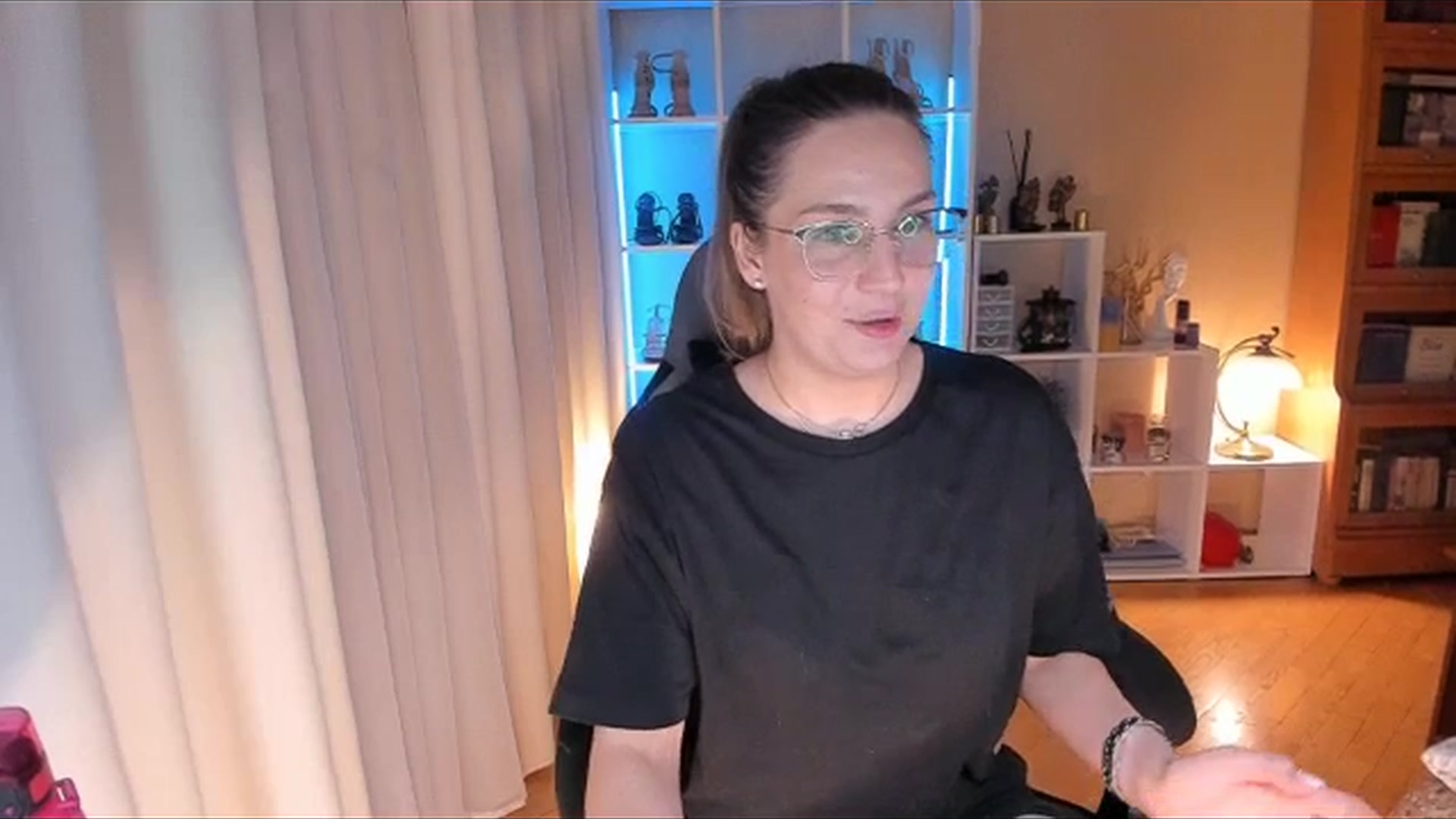 Gallery image thumbnail from Victoriia's myfreecams stream on, 01/24/2024, 16:15 image 7 of 20